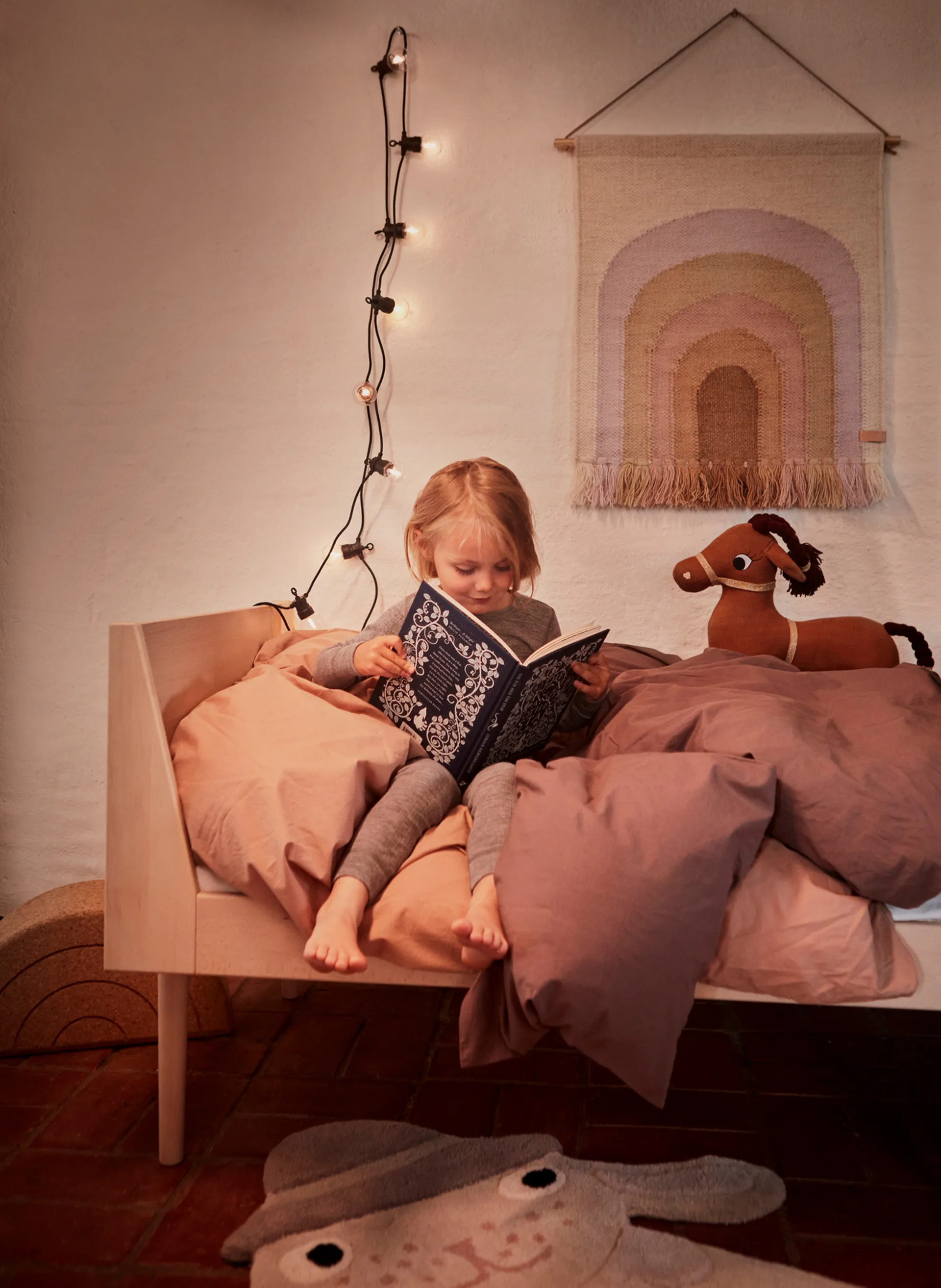 Decoração de parede Follow the rainbow 55x69 cm, Lavender OYOY