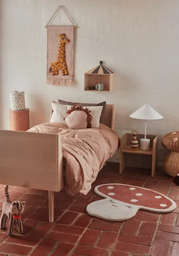 Tapete Malle mushroom 75x77 cm - Vermelho - OYOY