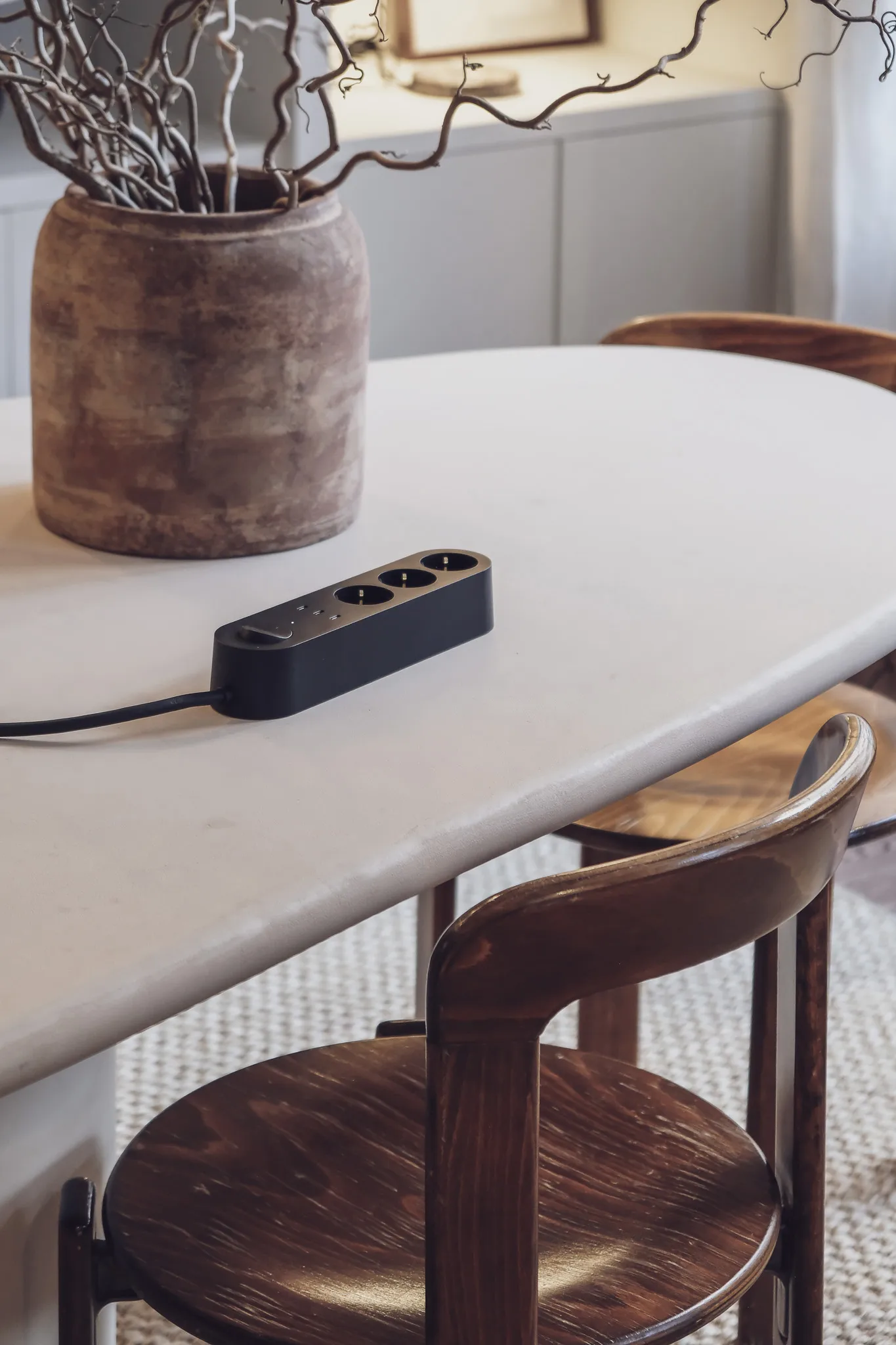 Alma Power Bar régua de tomadas, Midwinter black palett3