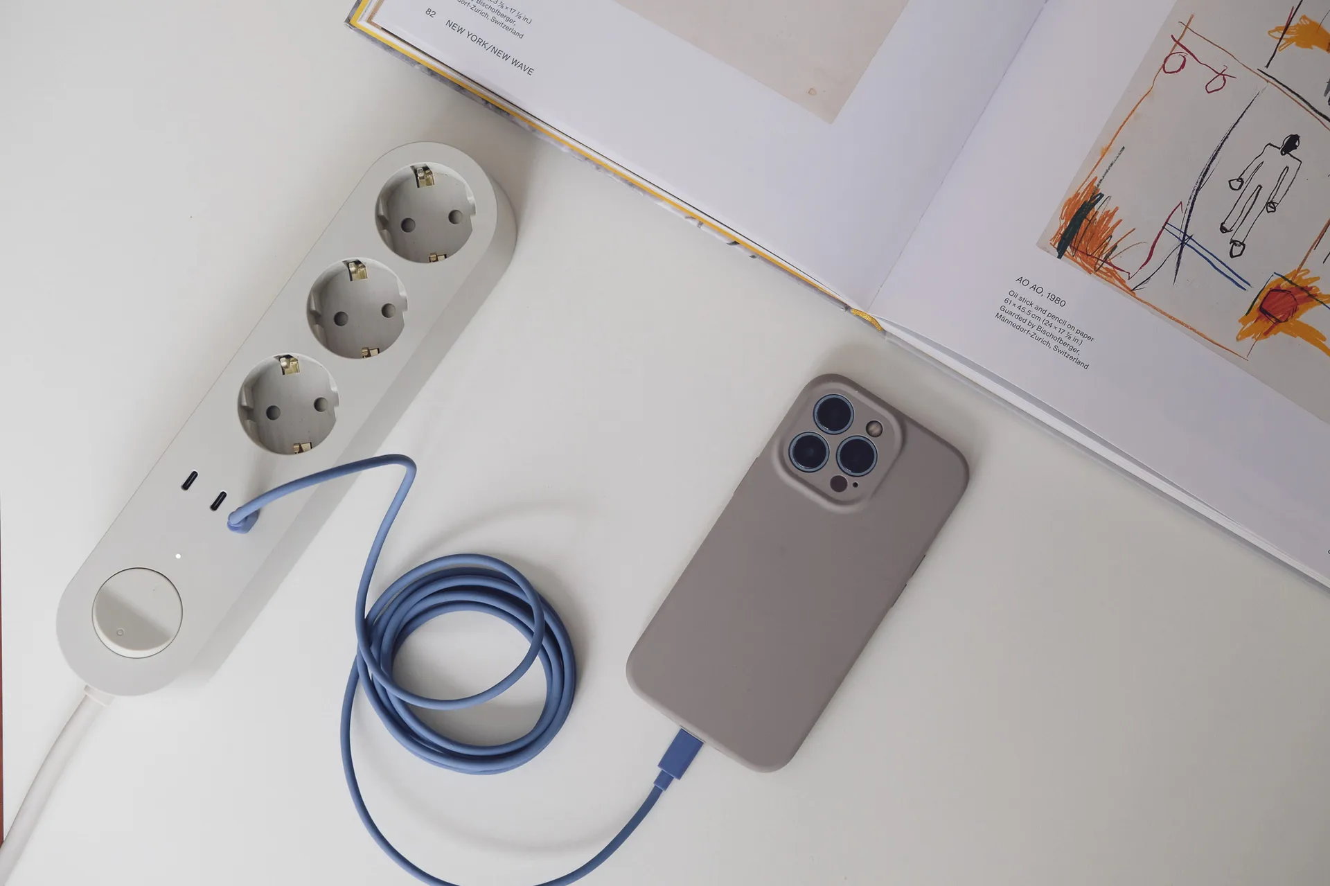 Alma Power Bar régua de tomadas, Sandhamn bege palett3