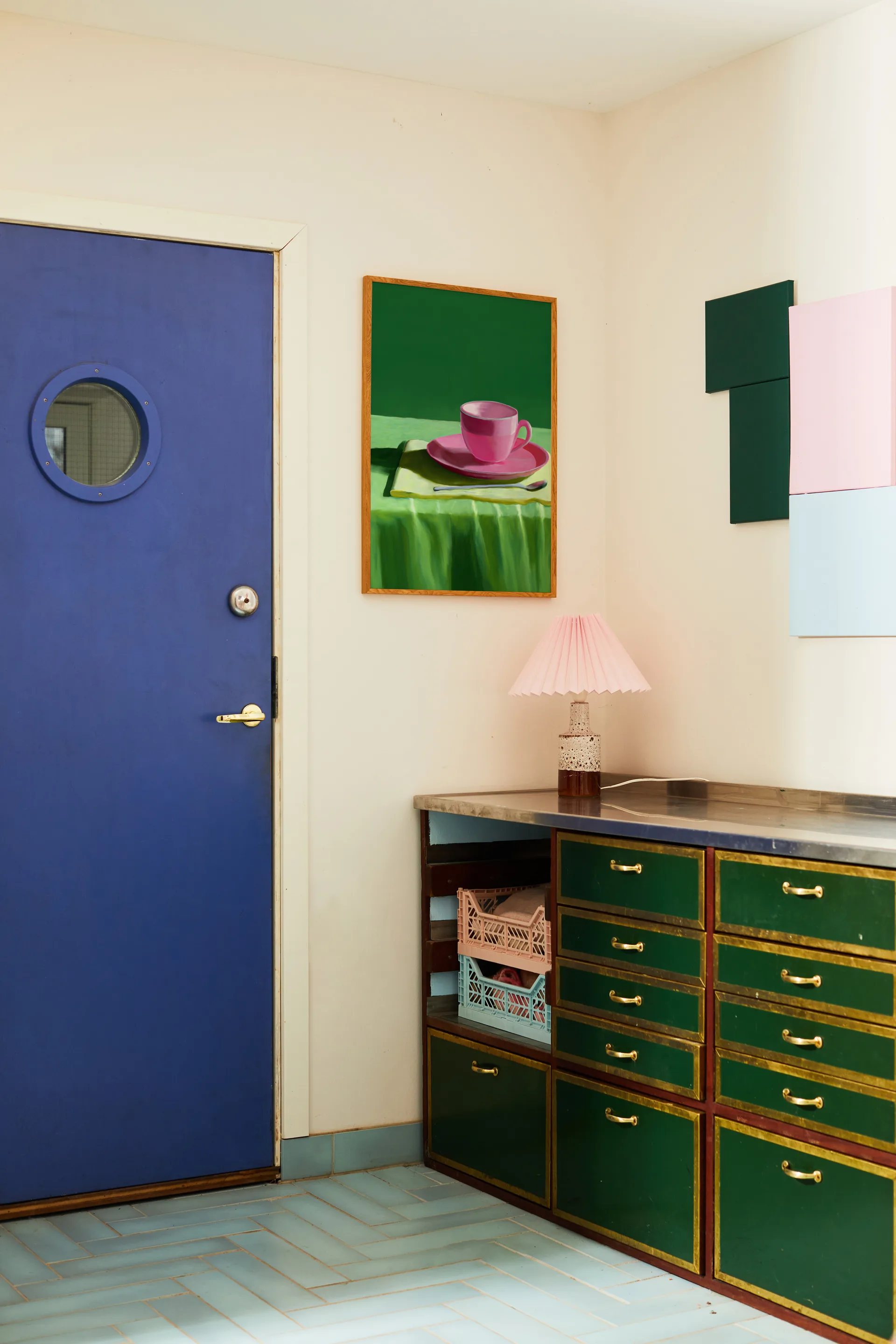 Poster Still Here , 70x100 cm Paper Collective