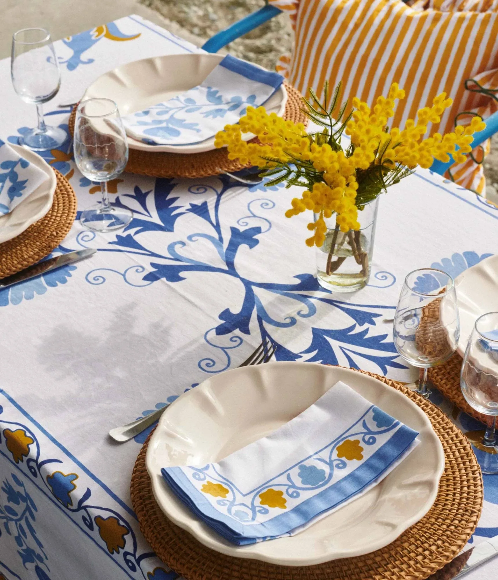 Suzani toalha de mesa, Blue, 250x150 cm Pick a Poppy