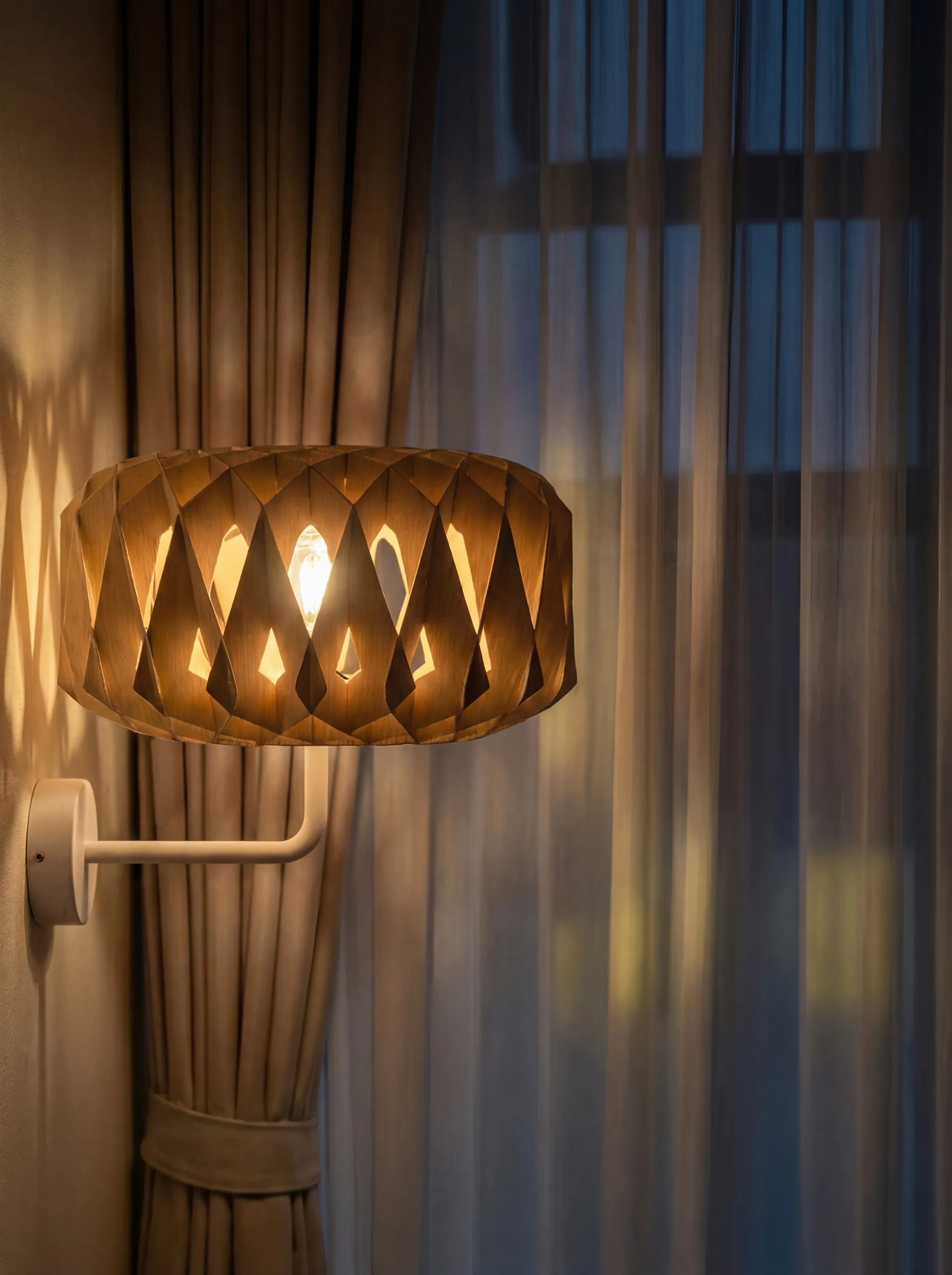 Signature 25 candeeiro de parede, Bétula, Ø28x15,5 cm Pilke