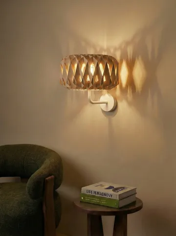 Signature 25 candeeiro de parede - Bétula, Ø28x15,5 cm - Pilke