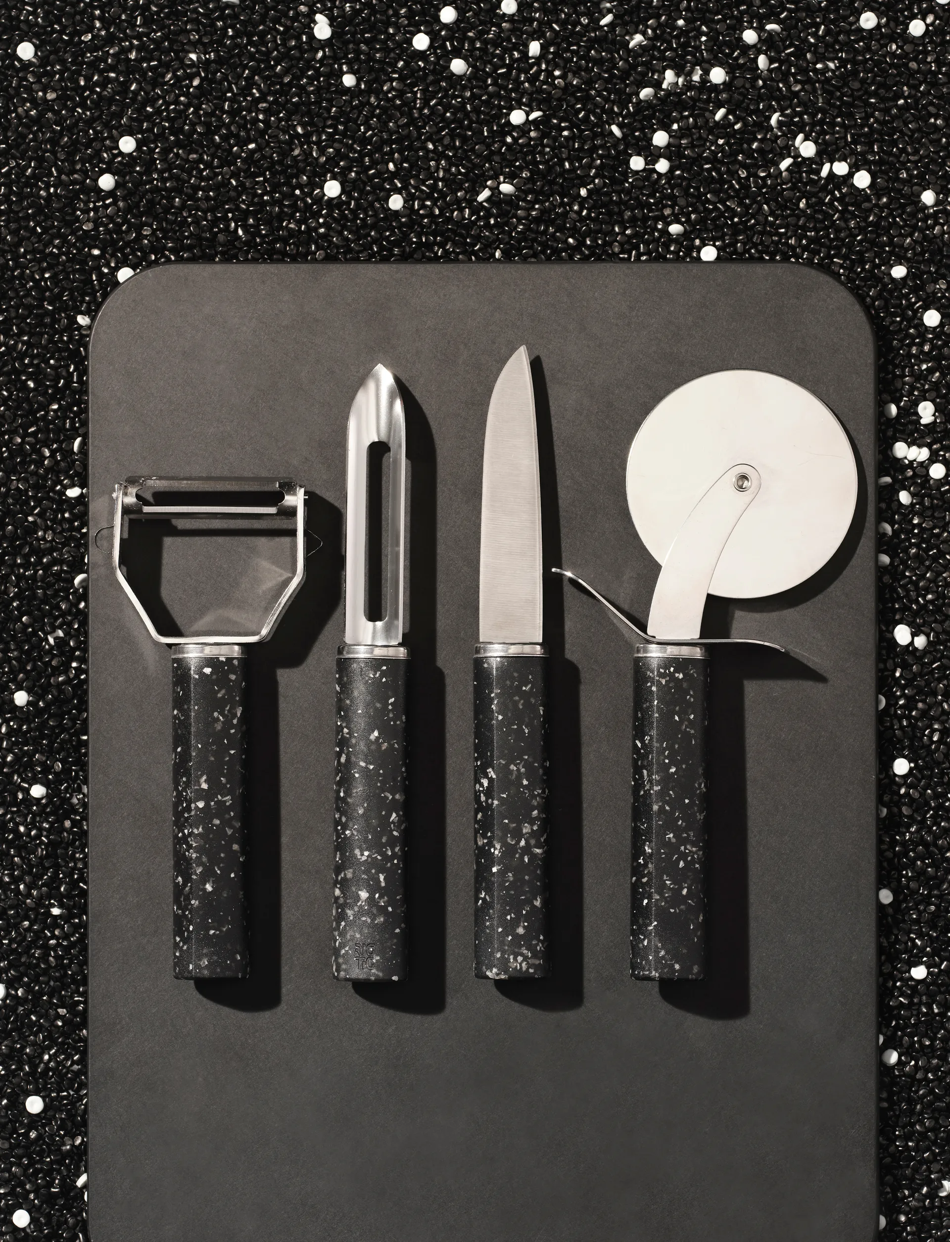 Faca de descascar REDO 18,8 cm, Black RIG-TIG