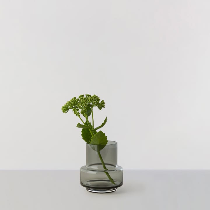 Porta vela Hurricane no. 25, Smoked grey Ro Collection