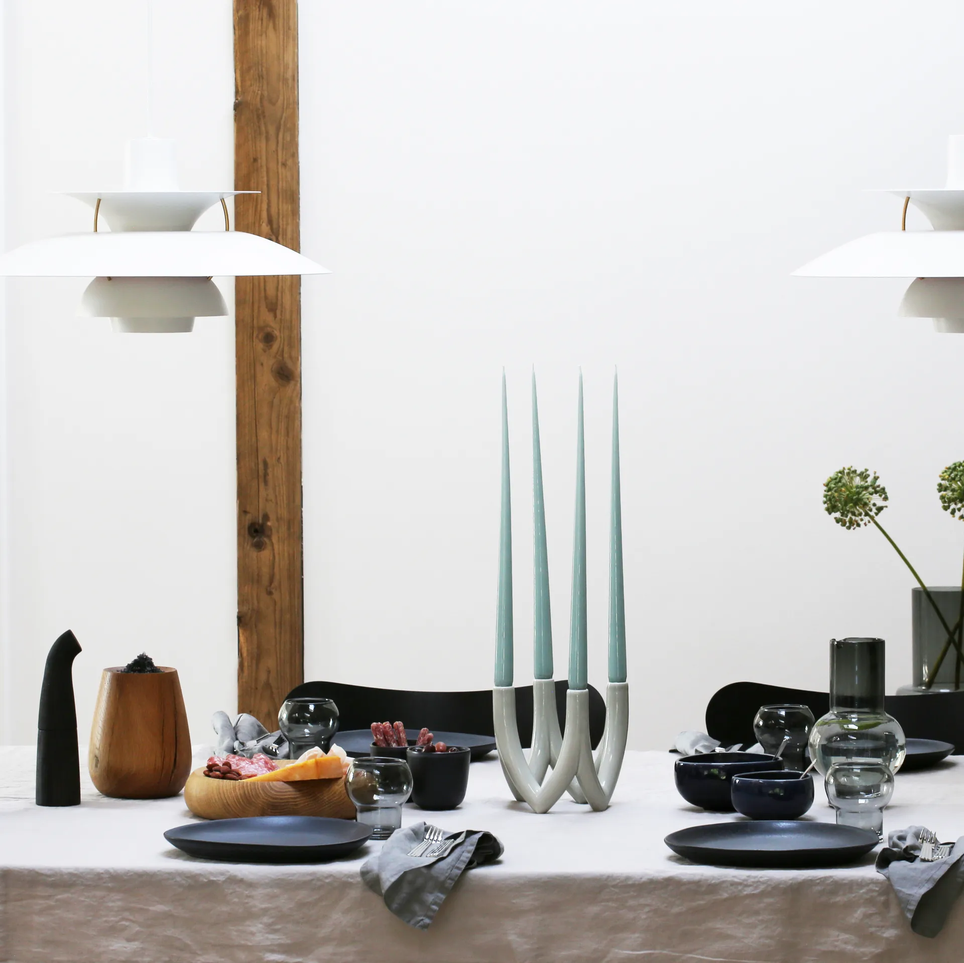 Suporte de velas Chandelier no. 56, moon stone Ro Collection