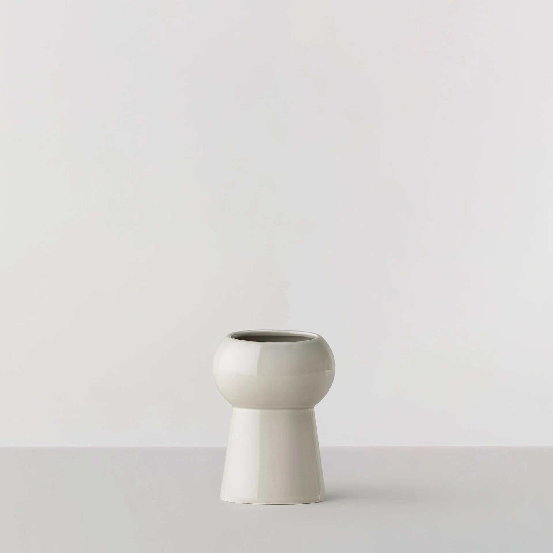 Vaso Oval no. 65, Moon stone Ro Collection