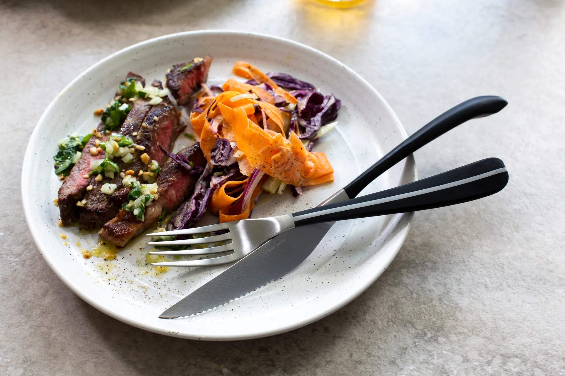 Garfo Contour, preto Robert Welch