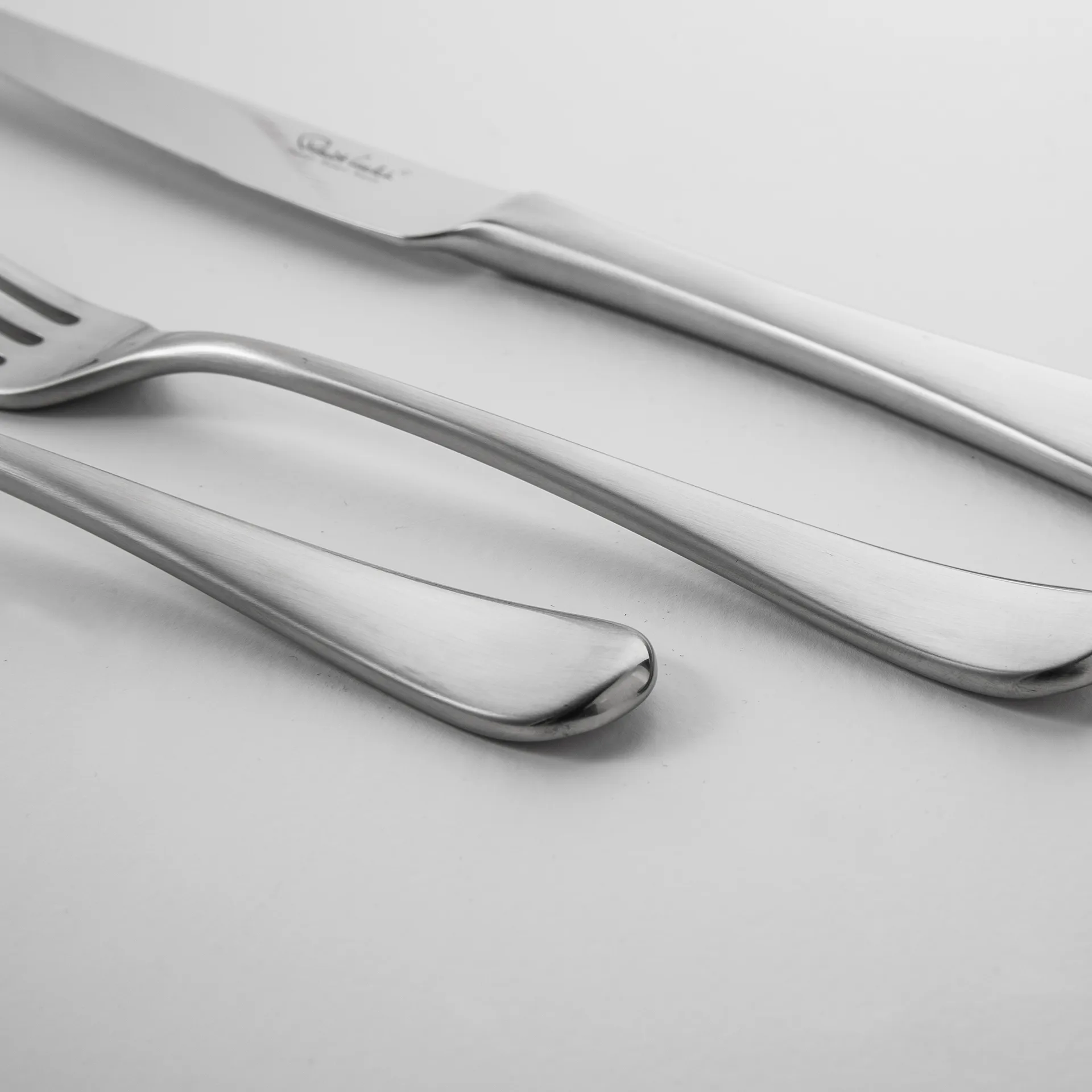 Garfo mate Radford Table, Aço inoxidável Robert Welch