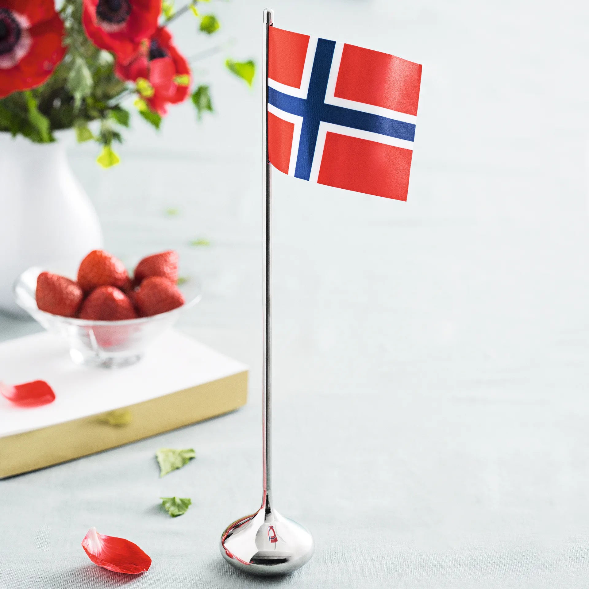 Bandeira de aniversário Rosendahl, Norueguês Rosendahl