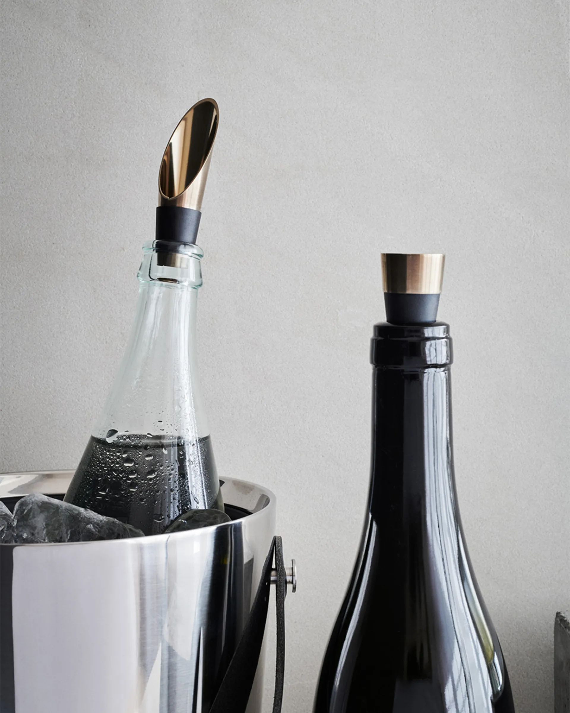 Rolha de vinho e bico 2 peças Grand Cru Bareware, Aço preto-patinado Rosendahl
