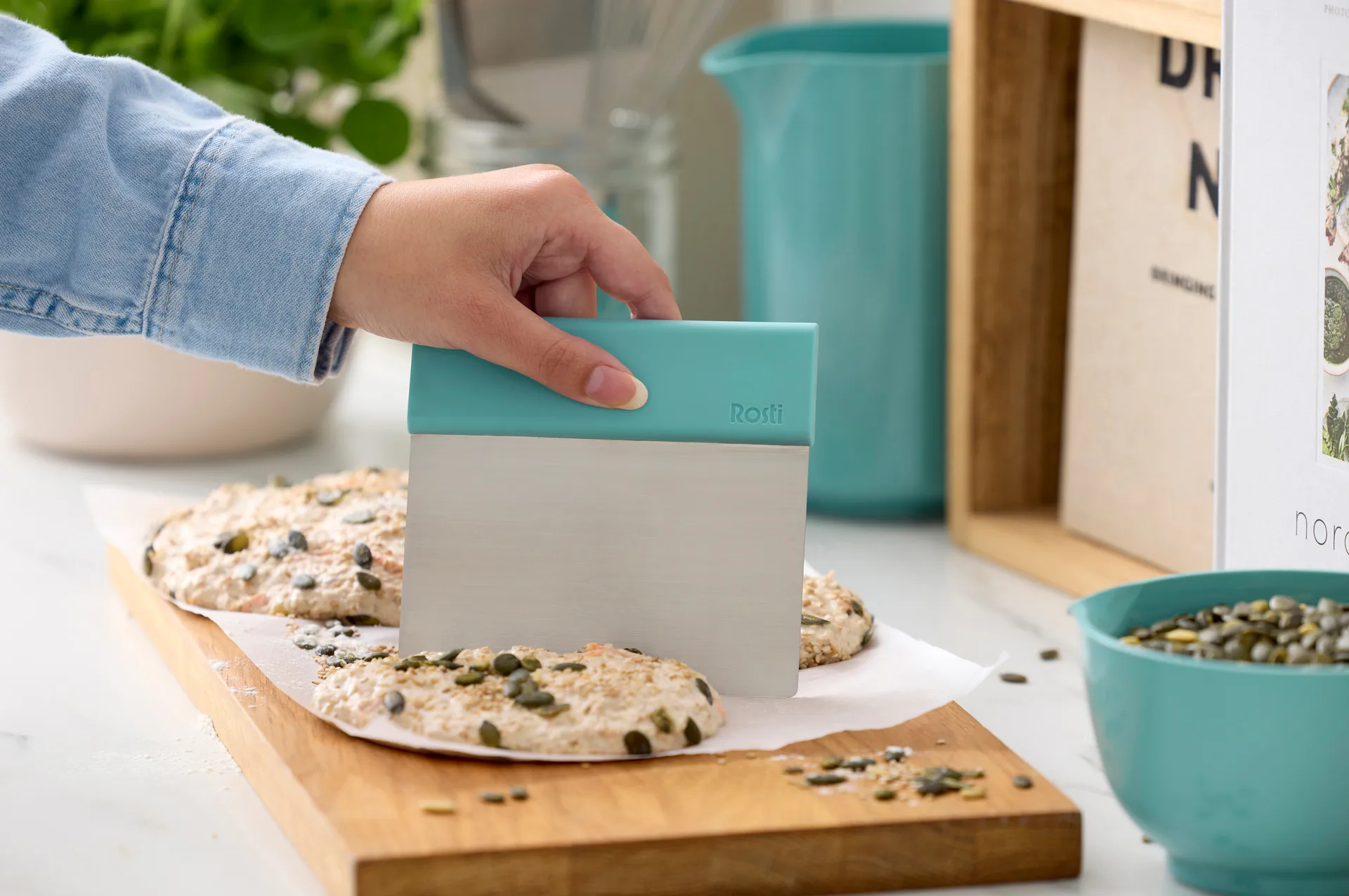 Cortador de massa Emma em aço, Verde nórdico Rosti