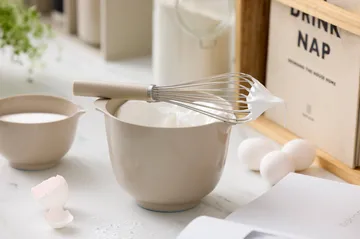 Emma batedor de arame em aço 27 cm - Húmus - Rosti