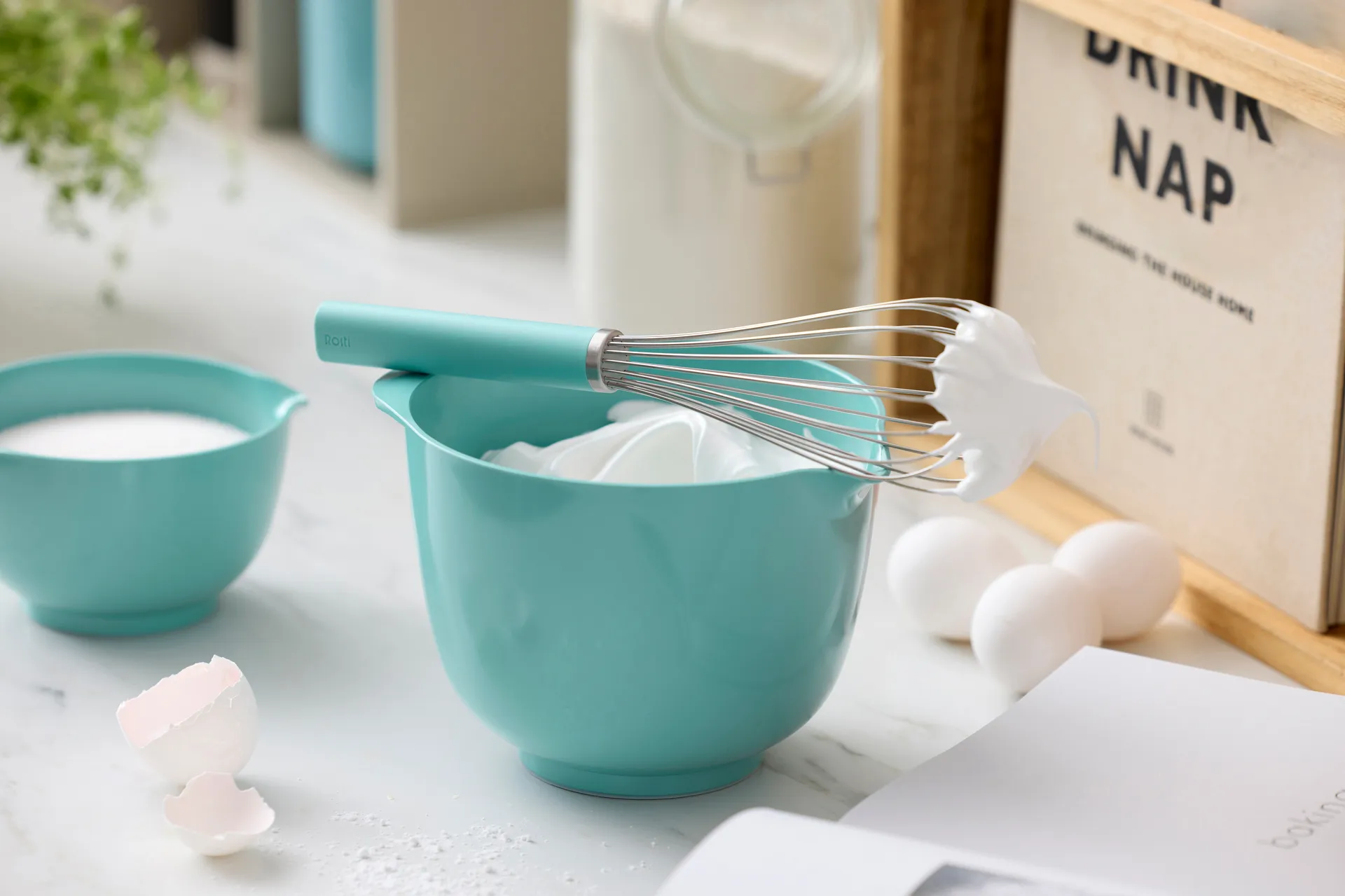 Emma batedor de arame em aço 27 cm, Verde nórdico Rosti