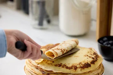 Emma espátula de paleta estreita em aço 33 cm - Preto - Rosti