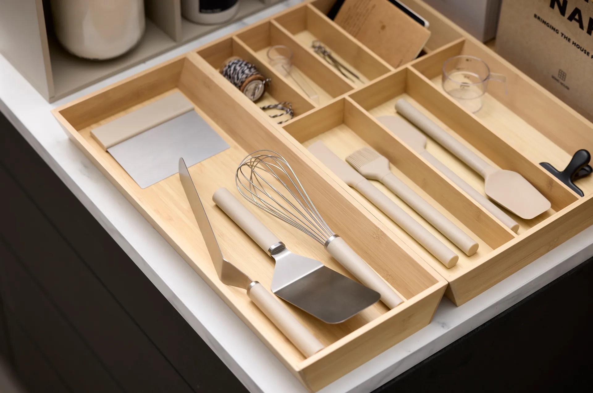 Espátula de paleta Emma larga em aço 26 cm, Húmus Rosti