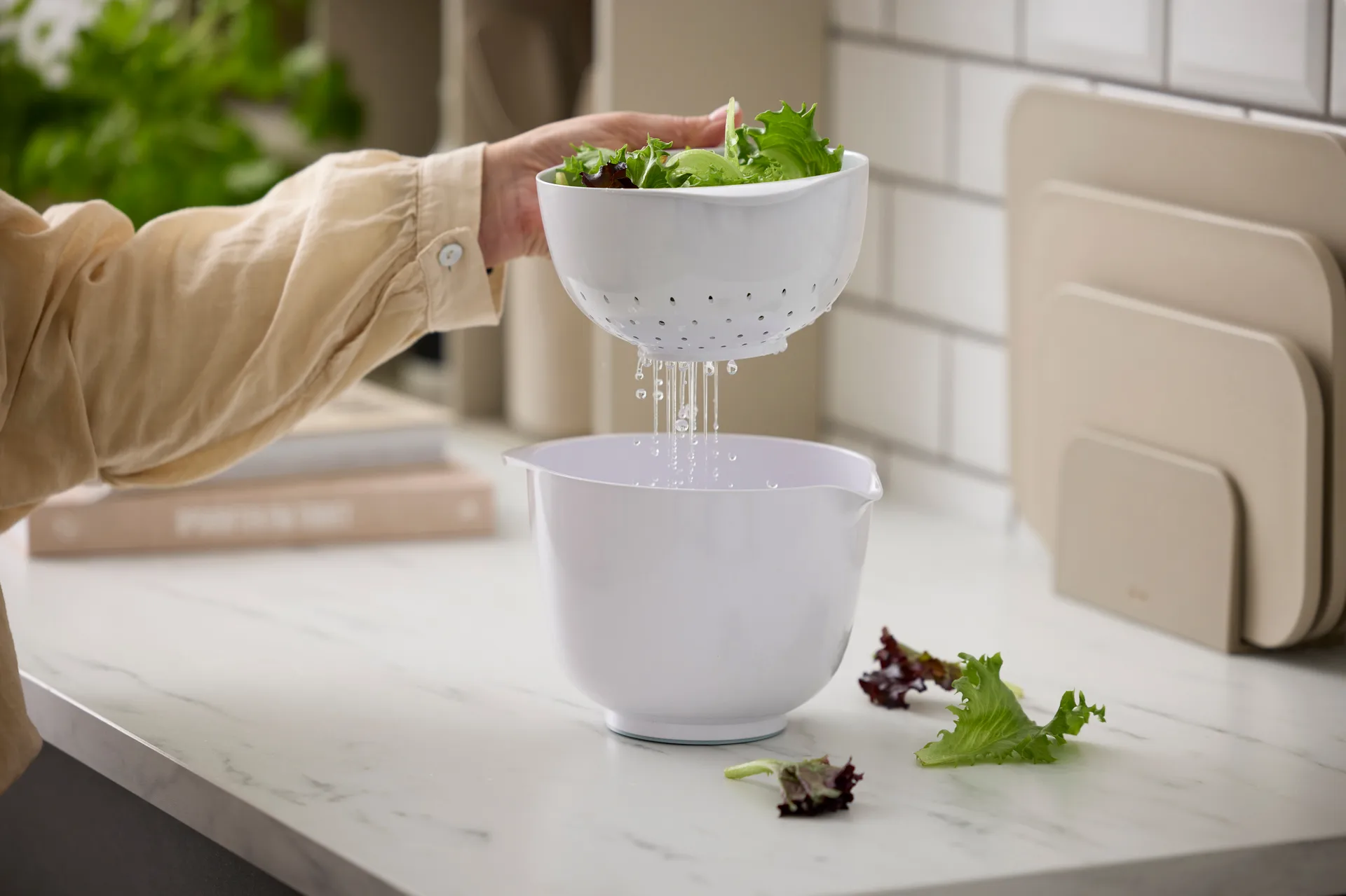 NEW Margrethe taça com escorredor, Branco, 1,5 litros Rosti