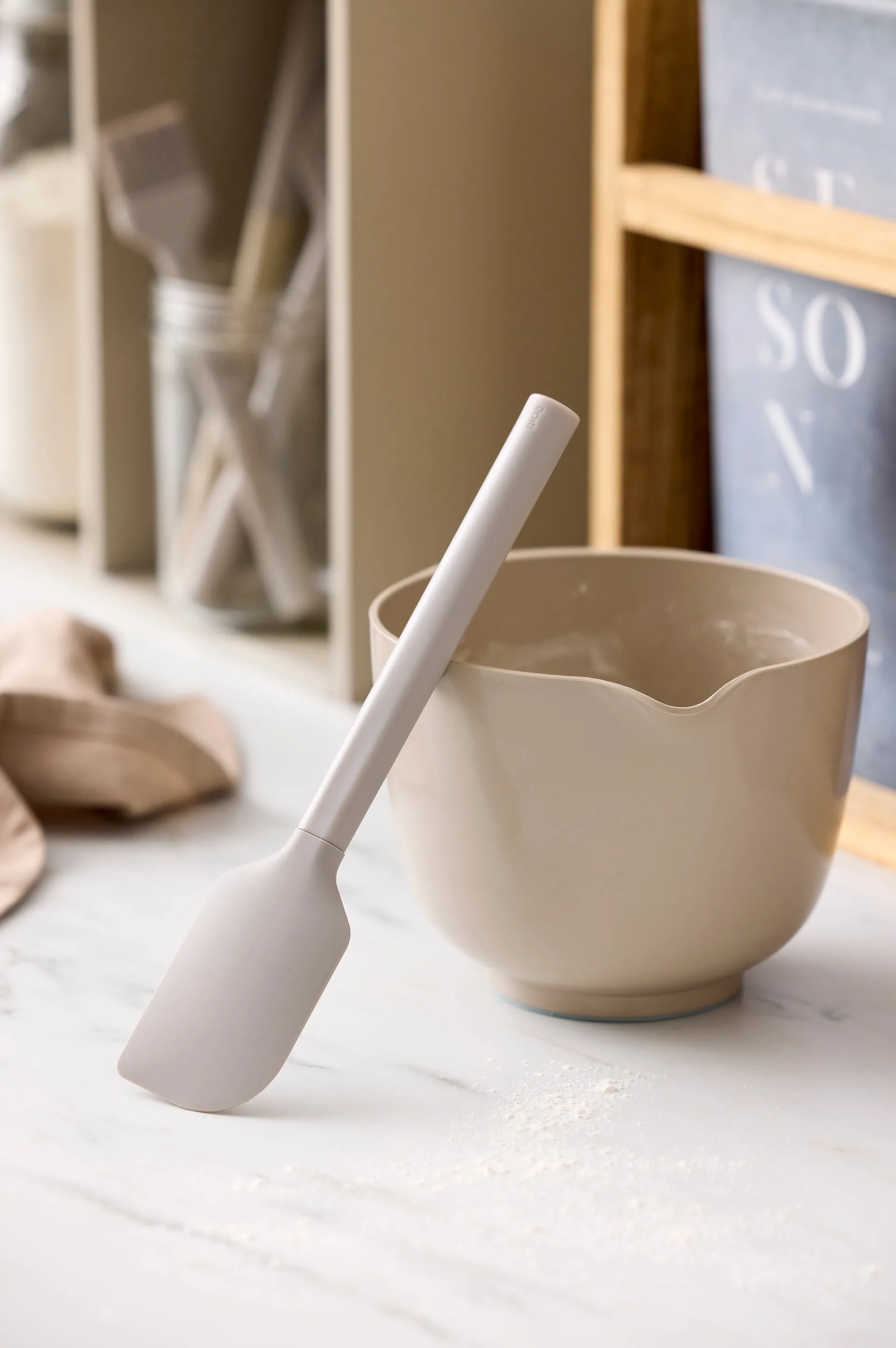 Rosti Emma espátula, Húmus Rosti