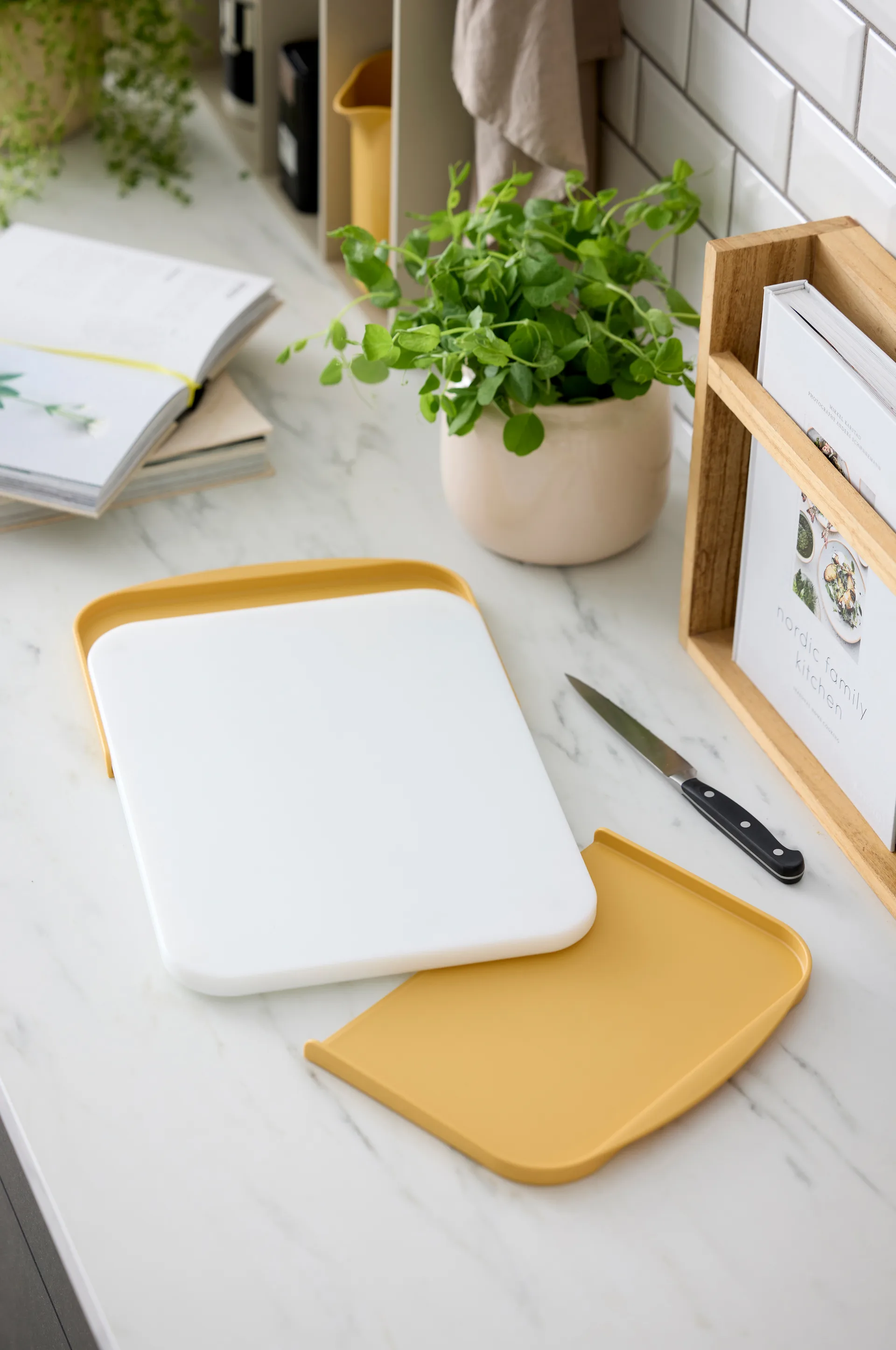 Separa tábua de corte com tabuleiros, Curry, 39x26 cm Rosti
