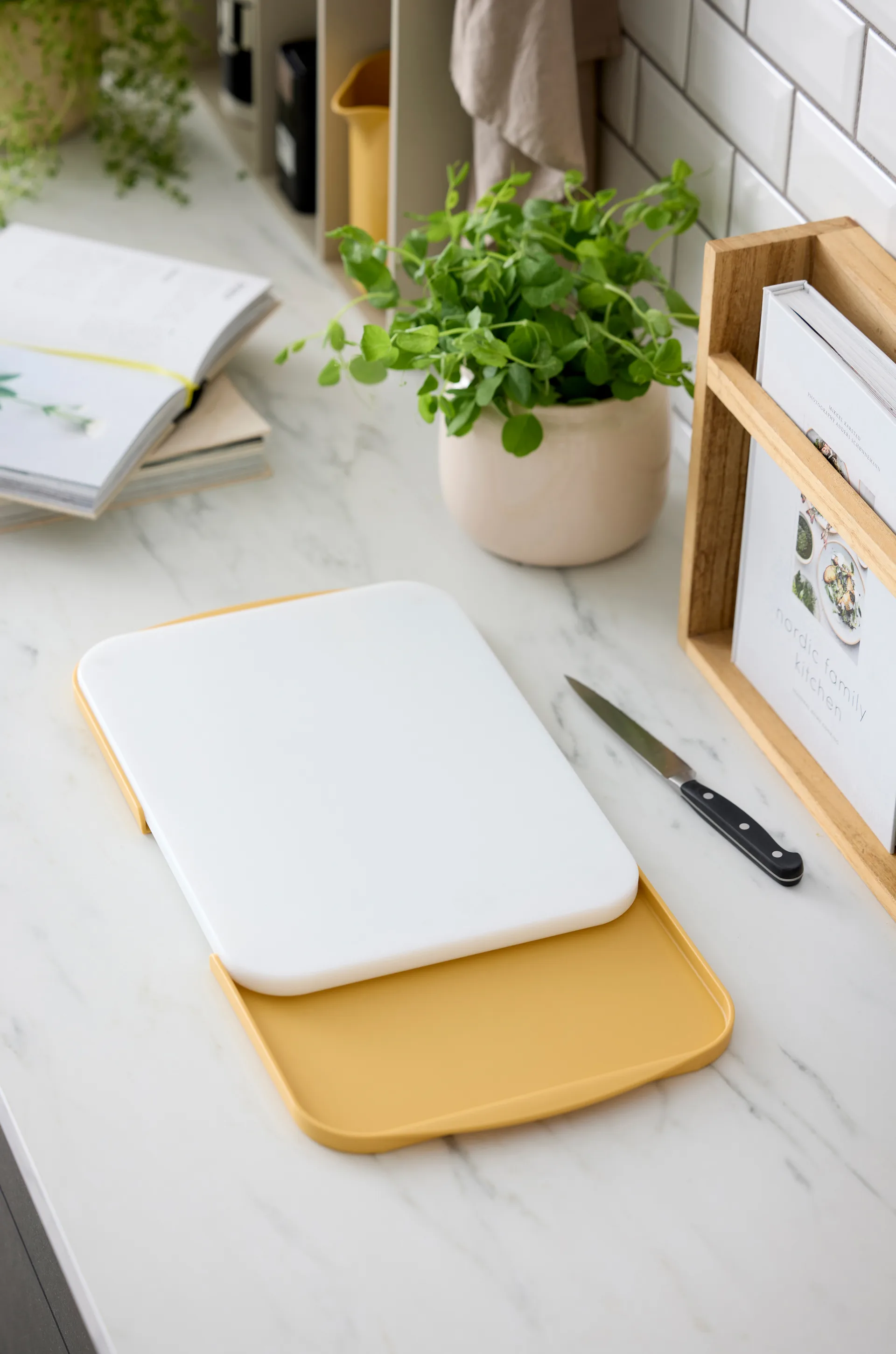 Separa tábua de corte com tabuleiros, Curry, 39x26 cm Rosti