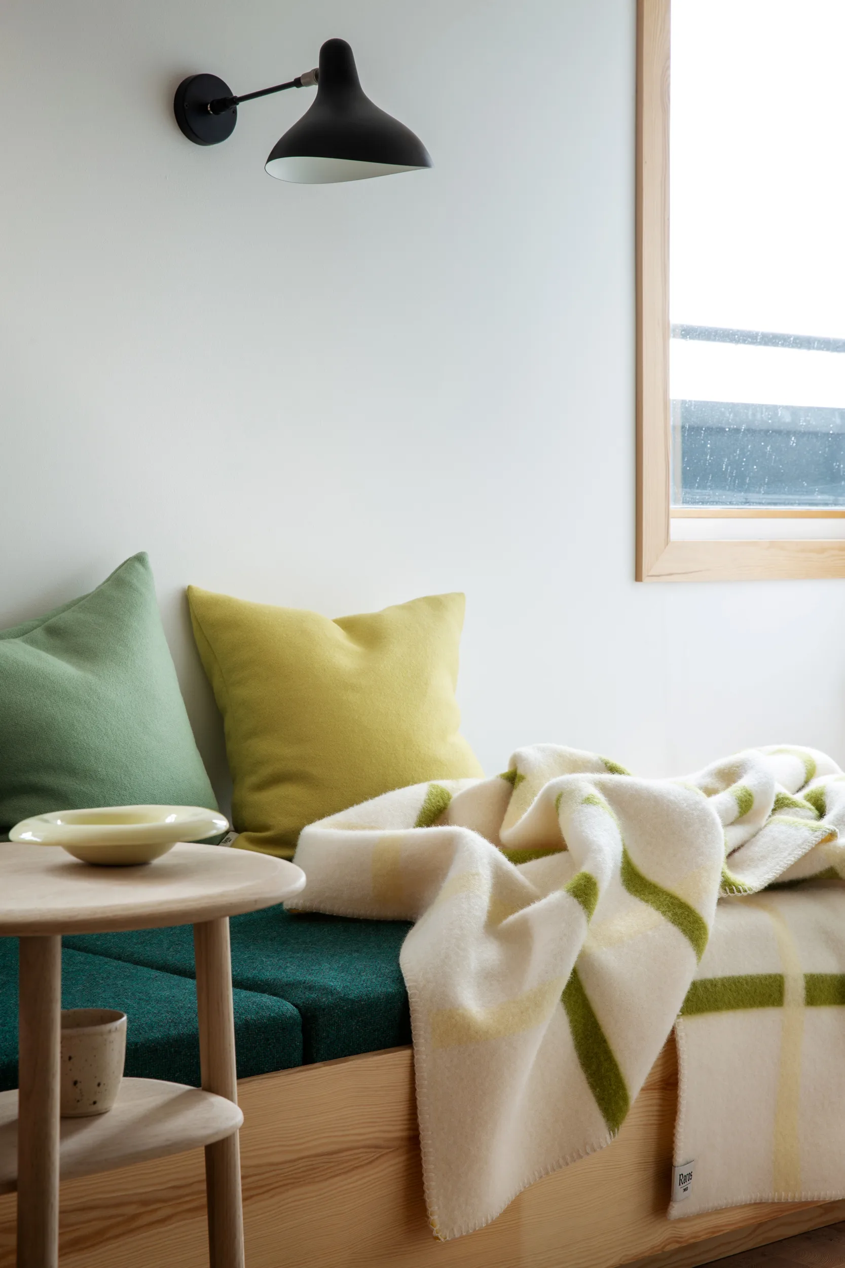 Knut Manta 135x200 cm, Lime Røros Tweed