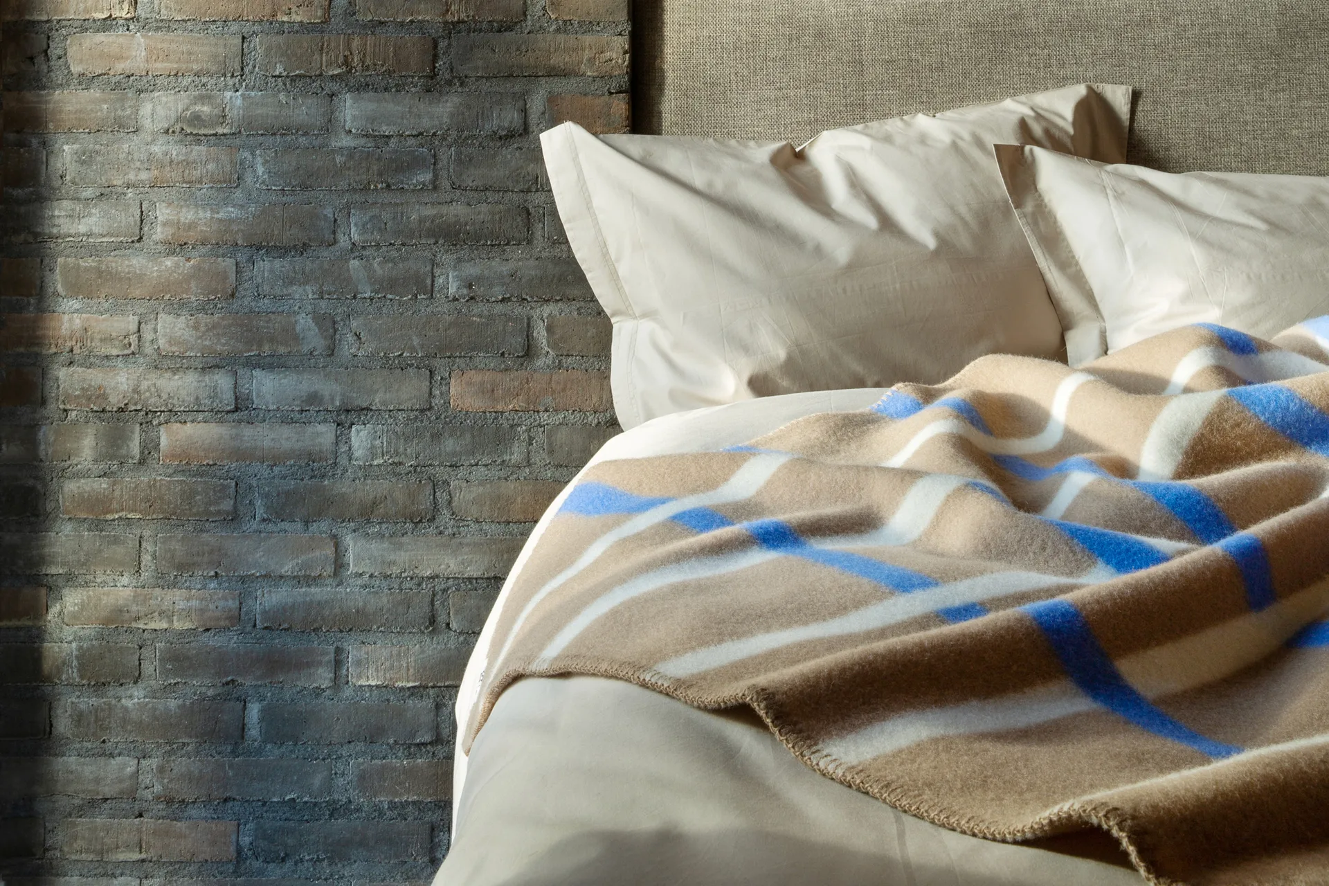 Knut Manta 135x200 cm, Taupe Røros Tweed