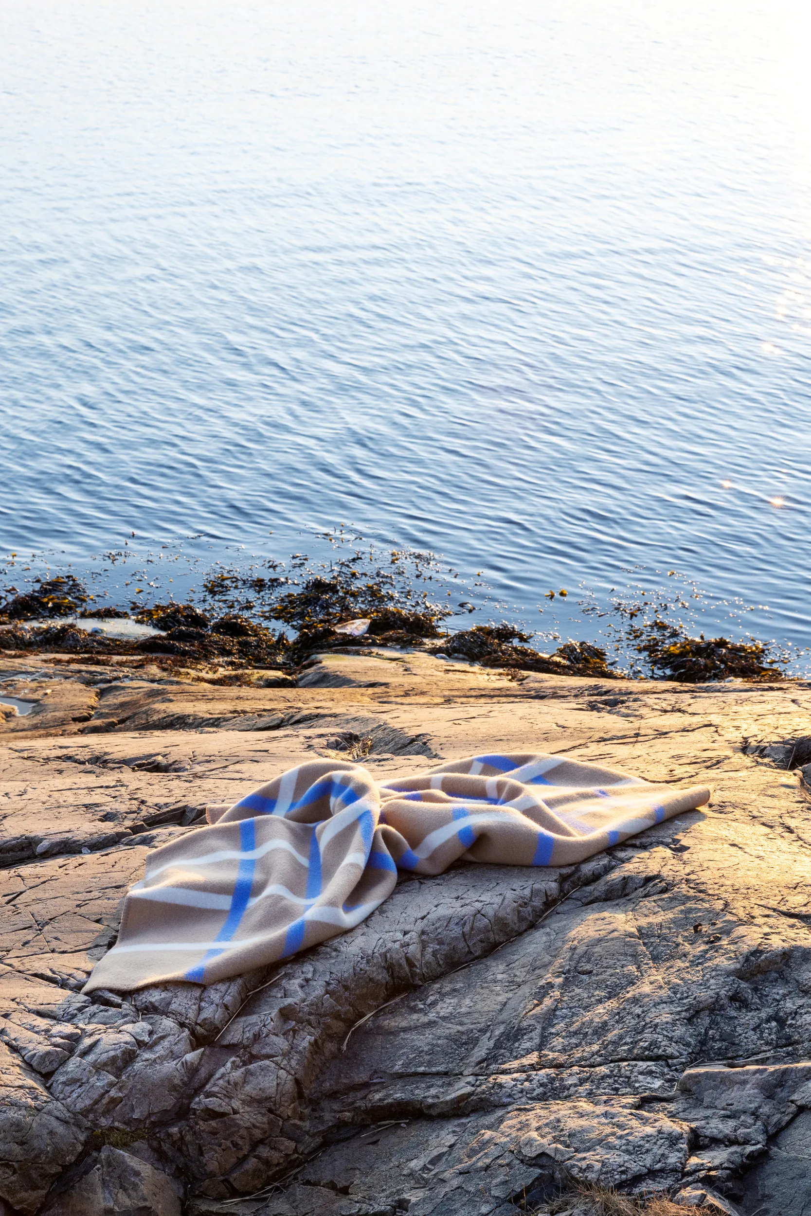 Knut Manta 135x200 cm, Taupe Røros Tweed