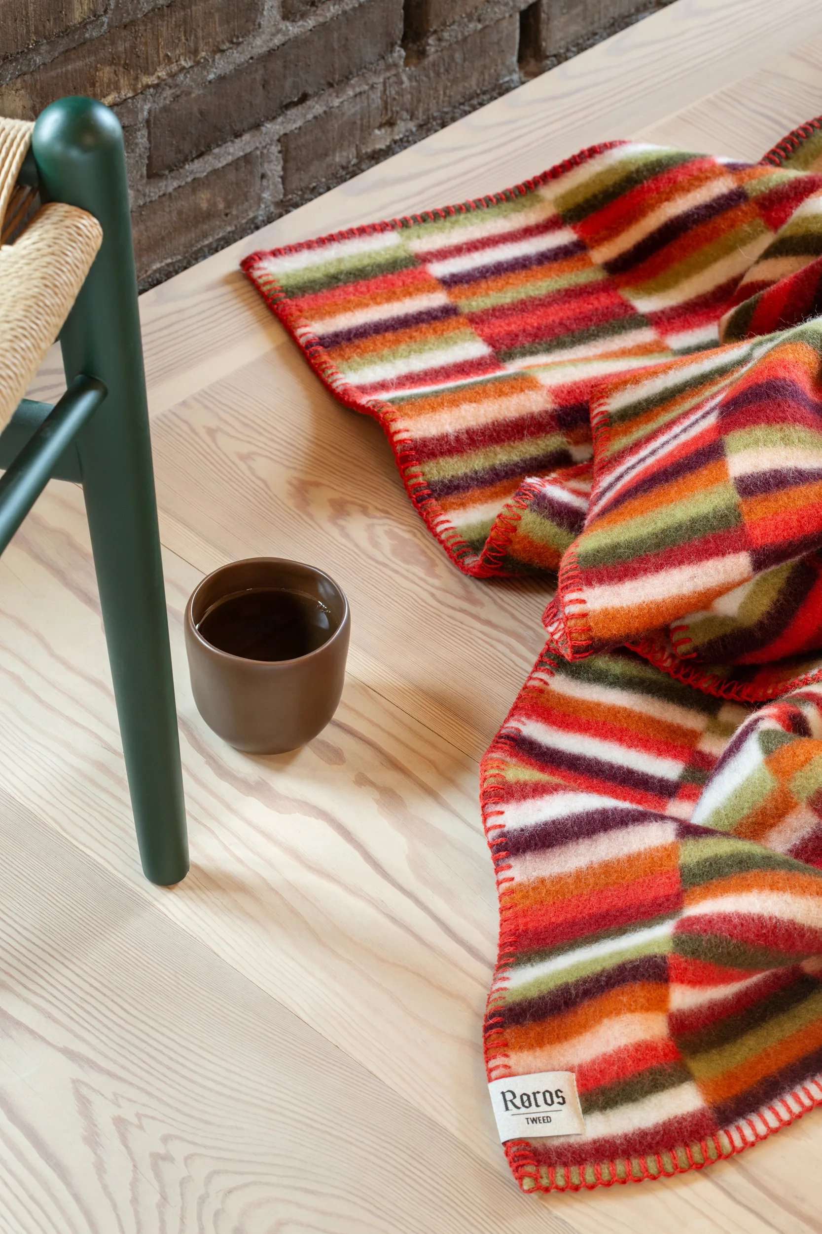 Manta Ida 135x200 cm, Red shades Røros Tweed