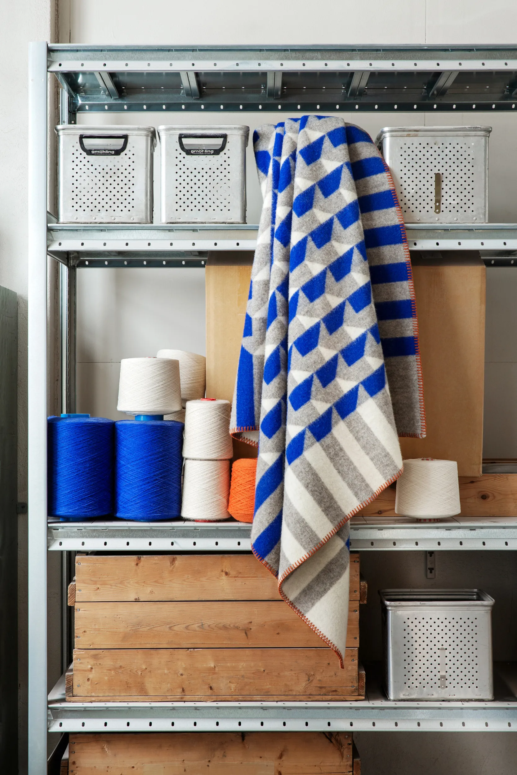 Manta Kvam 135x200 cm, Blue Røros Tweed