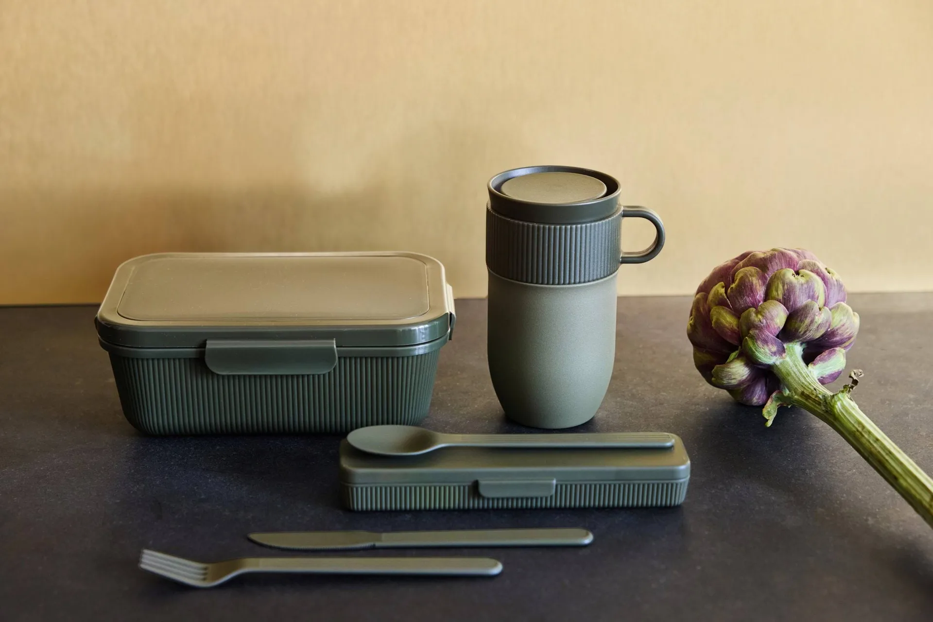 Conjunto de talheres Tina, Verde Pantone 4228C Sagaform