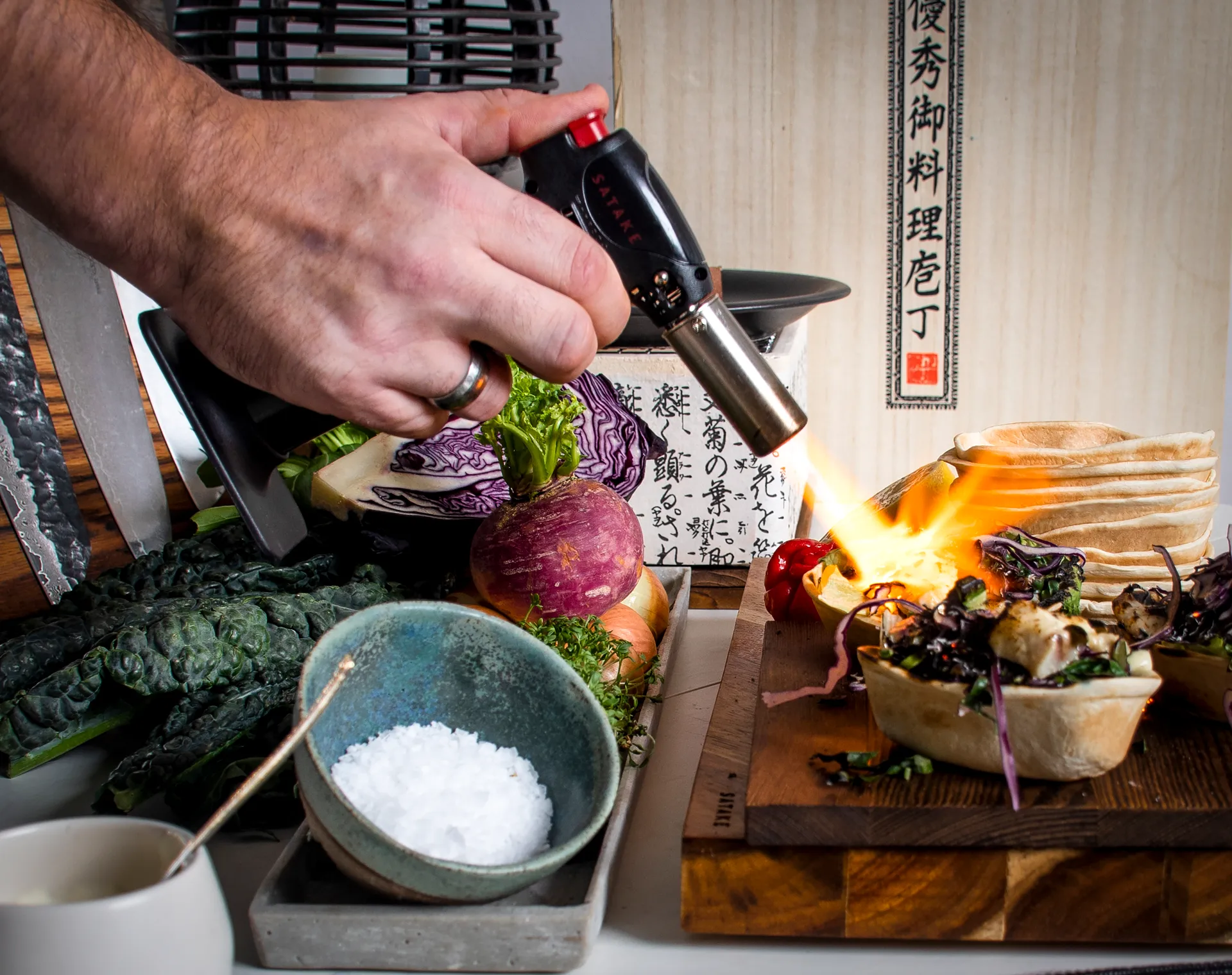 Maçarico a gás ktichen Satake Flame King, Preto Satake