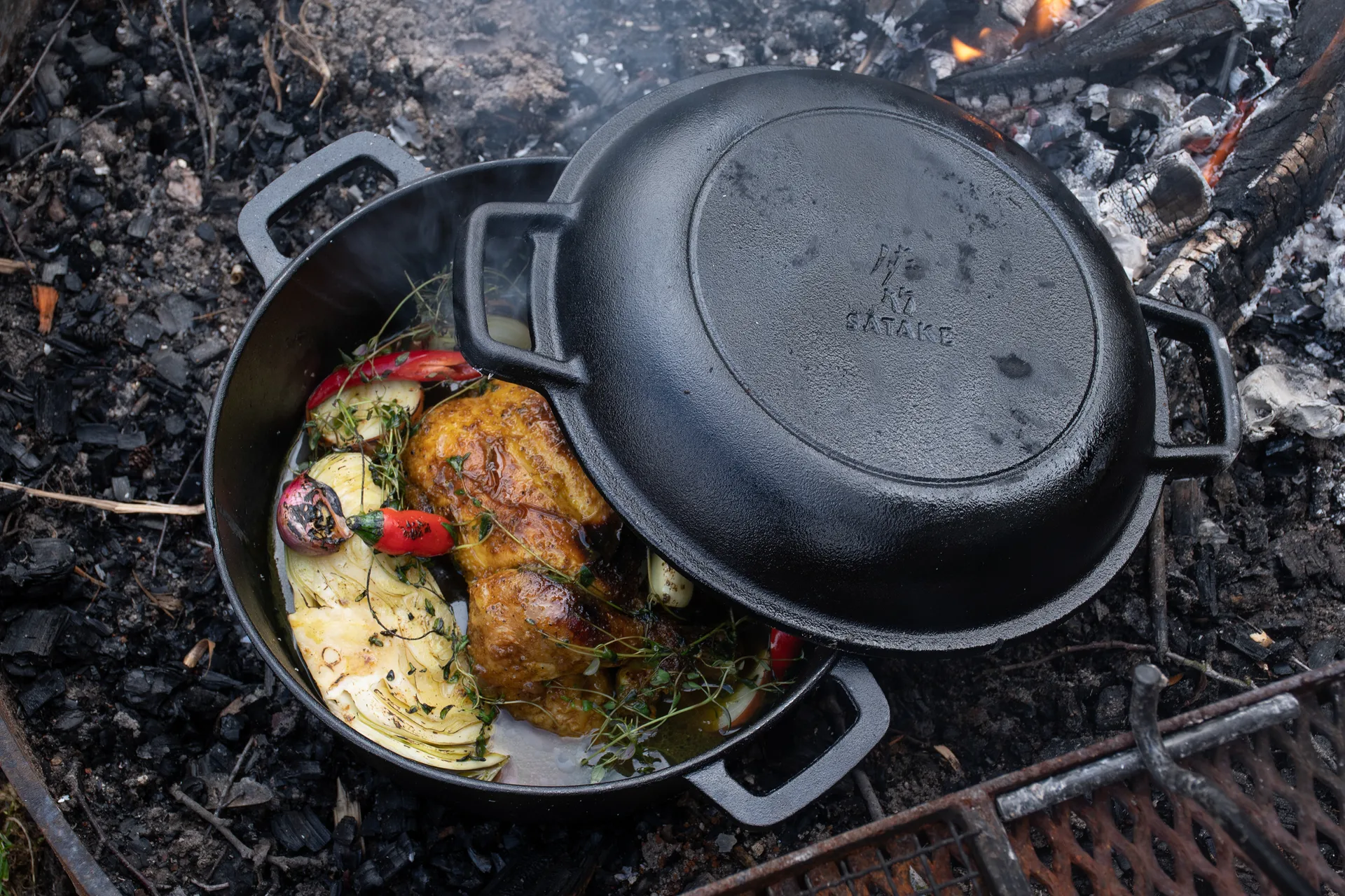 Panela de ferro fundido para fritura com tampa, Ø26 cm Satake