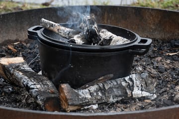  Panela de ferro fundido para fritura com tampa  - Ø26 cm - Satake