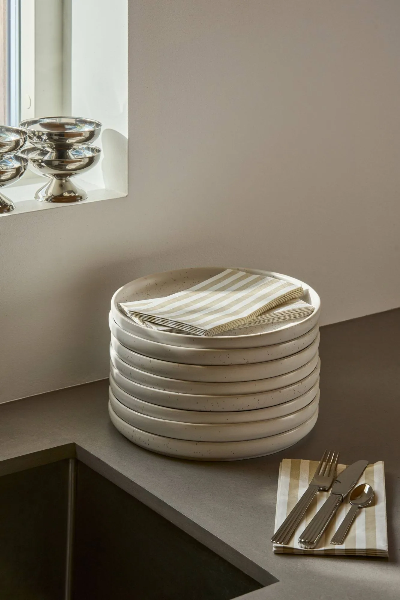 Bold Stripe guardanapo de papel, Branco-bege, pack de 15, 33x40 cm Scandi Essentials