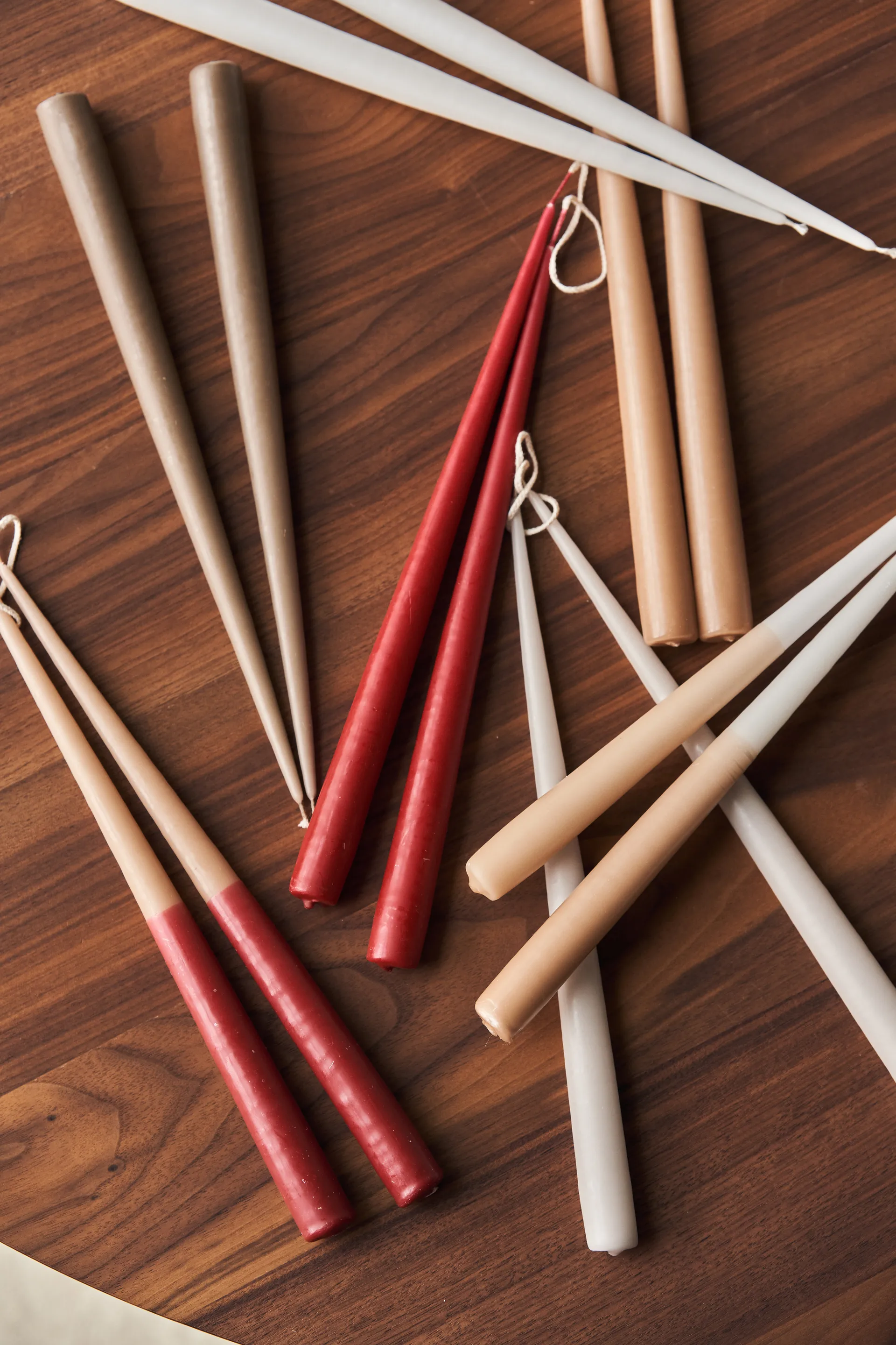 Vela longa Atmosphere 4 unidades 32 cm, Vermelho escuro Scandi Essentials