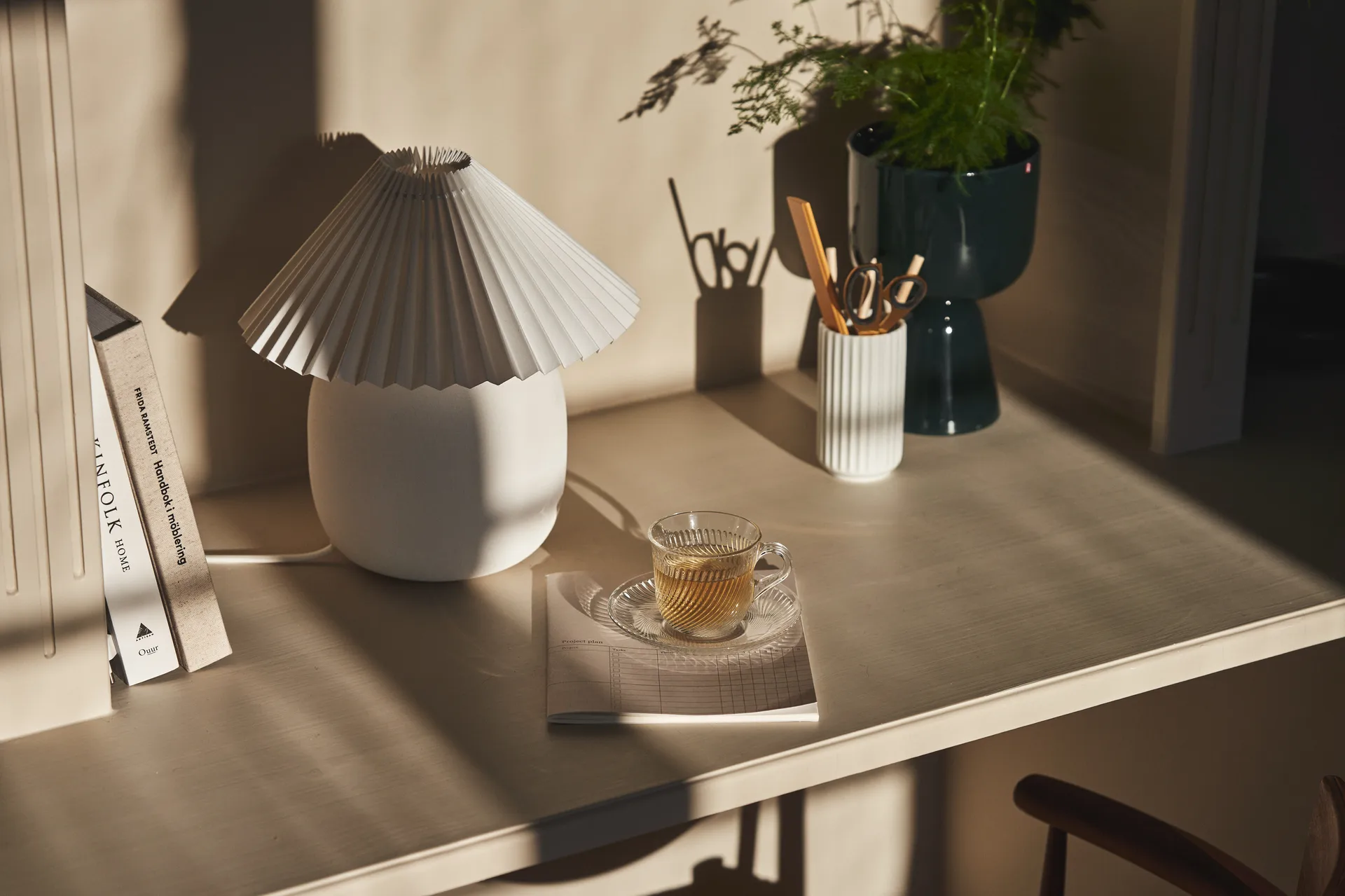 Candeeiro de mesa Boulder 29 cm white-pleated white,  Scandi Living