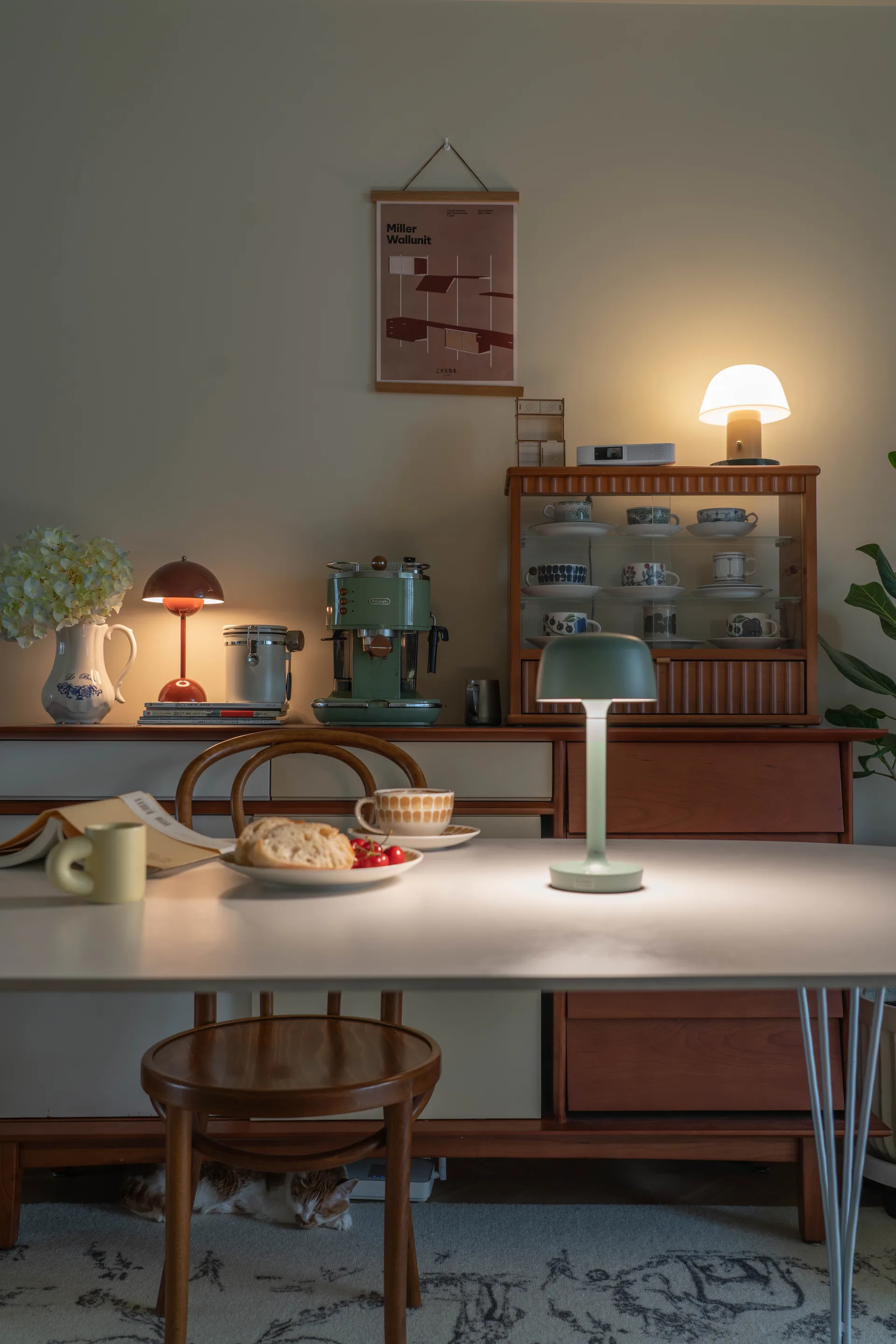 Candeeiro de mesa portátil Halo 25,5 cm, Green Scandi Living