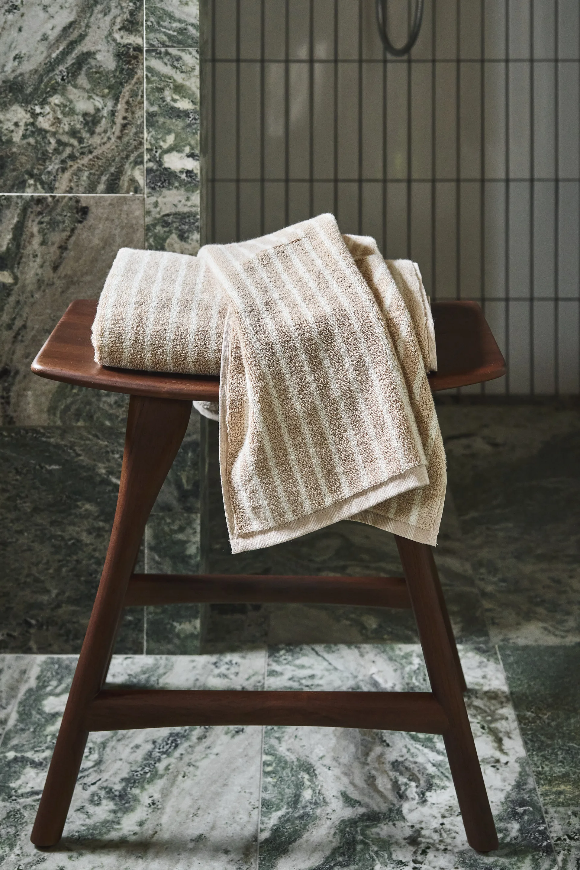 Conjunto de toalhas Drift 4 peças - Bege-branco,  Scandi Living
