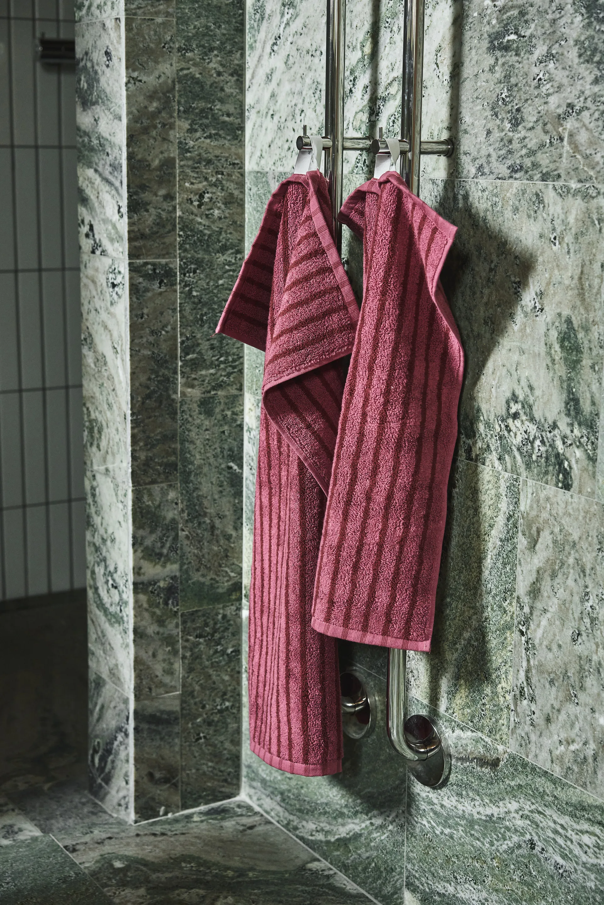 Conjunto de toalhas Drift 4 peças - Rosa-vermelho,  Scandi Living