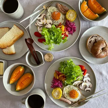 Prato pequeno Sandsbro - Light grey, Ø20 cm - Scandi Living