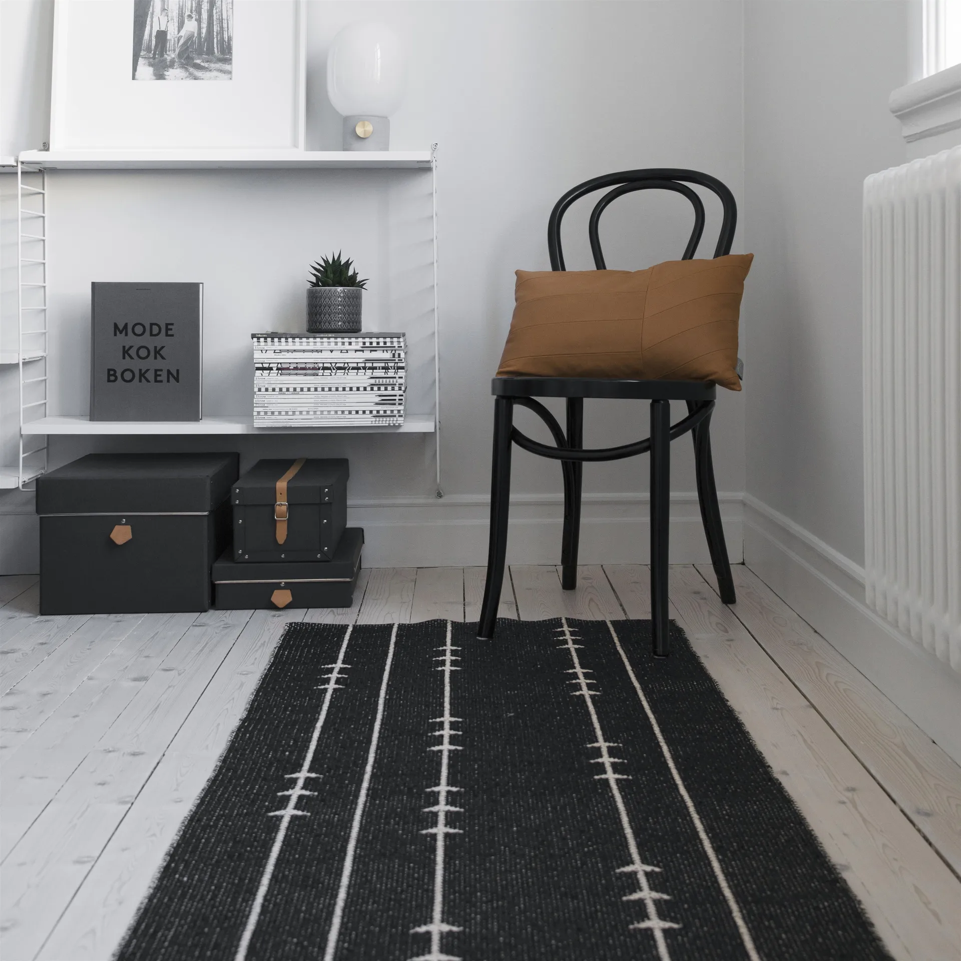 Tapete Fir nude-preto, 70x150 cm Scandi Living