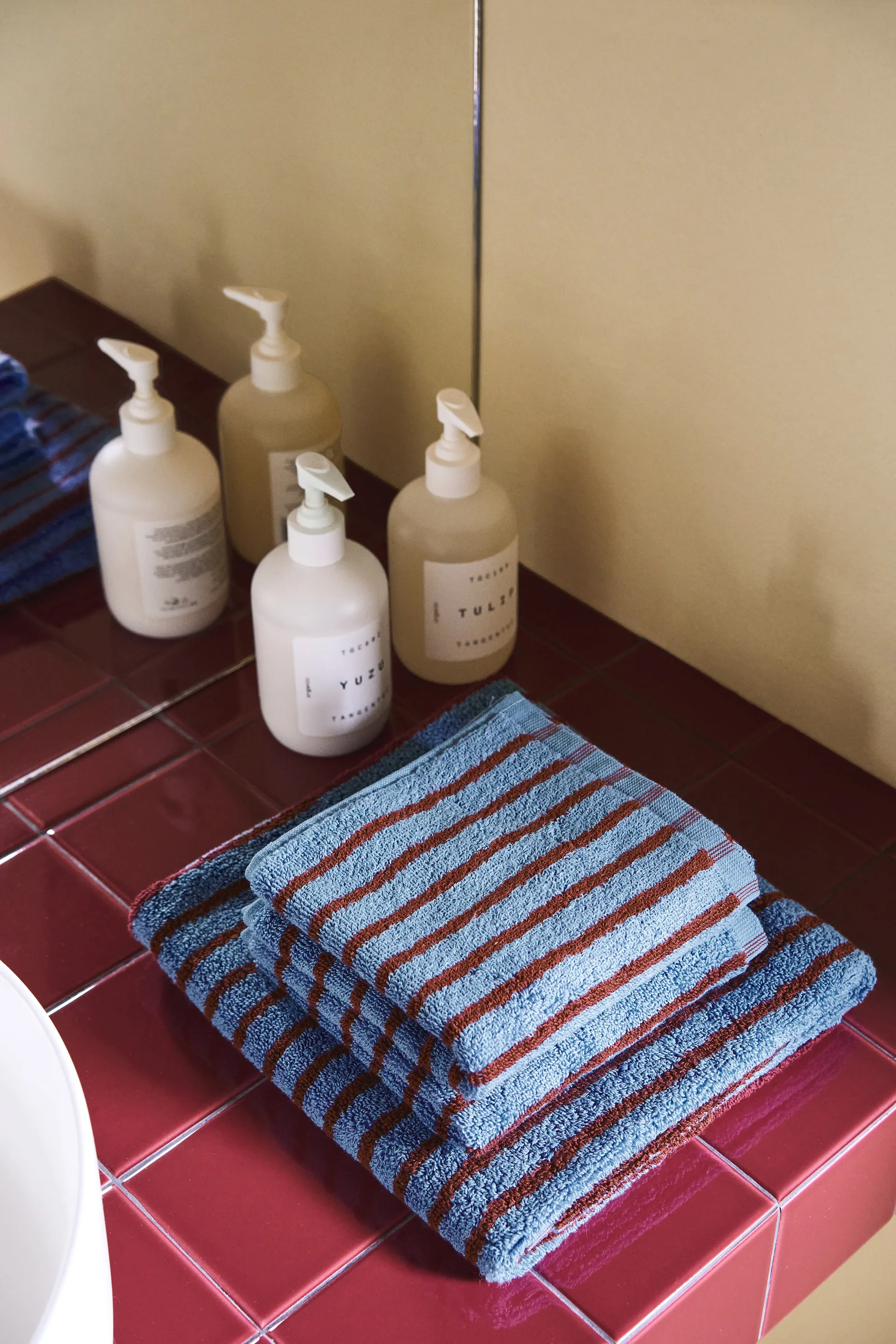 Toalha Drift 50x70 cm, Azul-vermelho Scandi Living