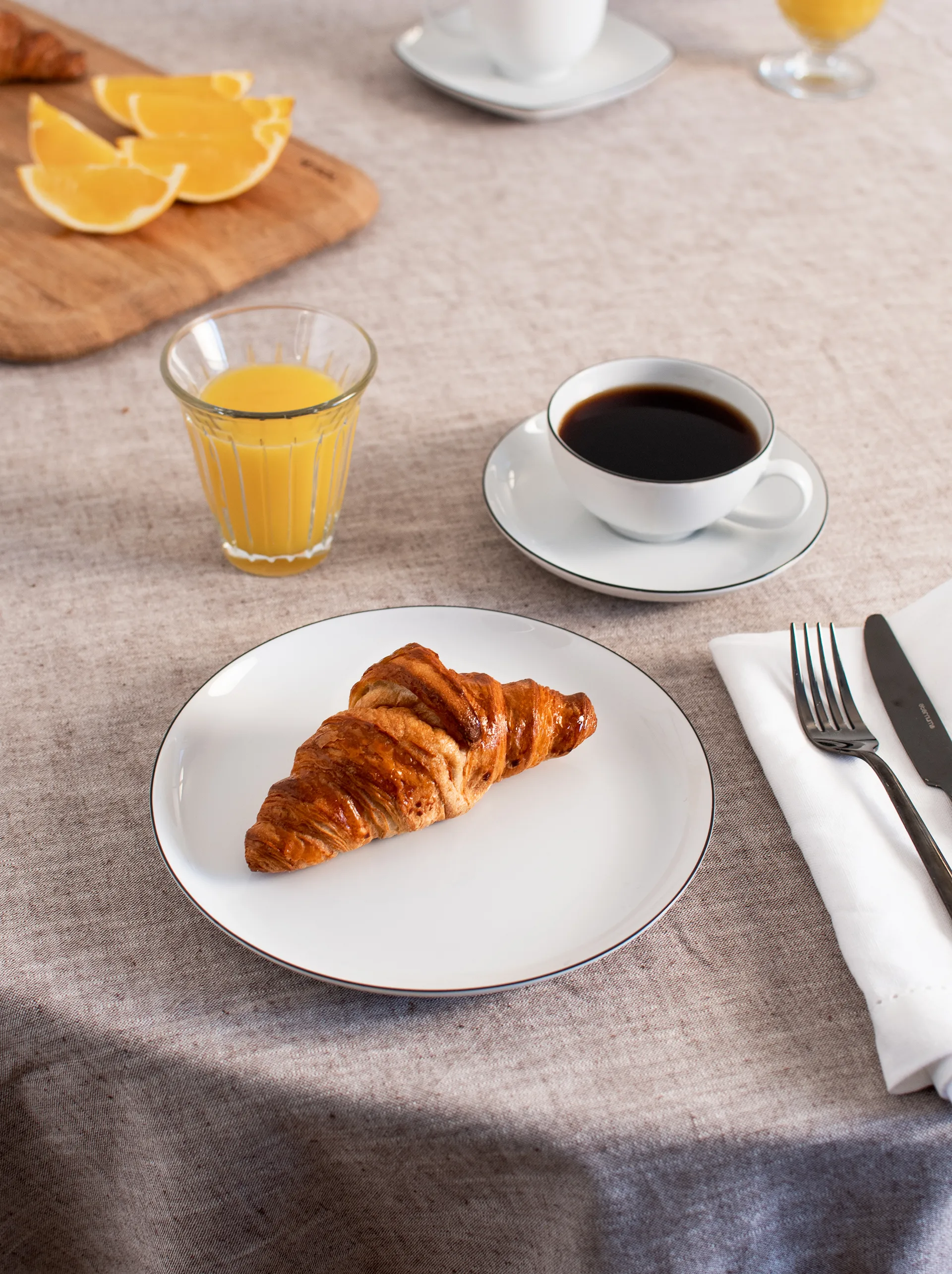 Conjunto de café Lido black line 18 peças, Branco com borda preta Seltmann Weiden