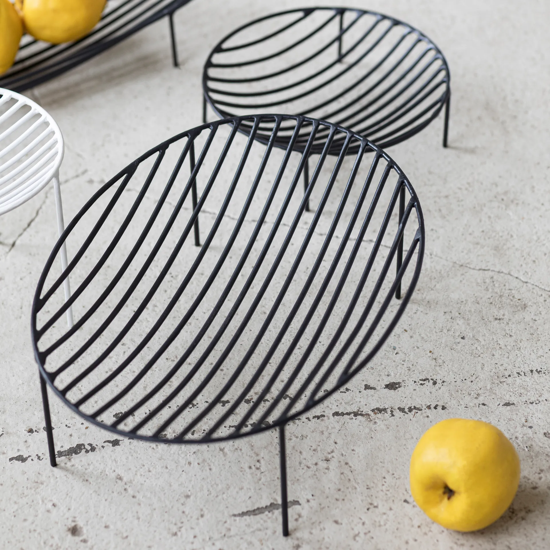 Fruteira Nana 25x35 cm, preto Serax