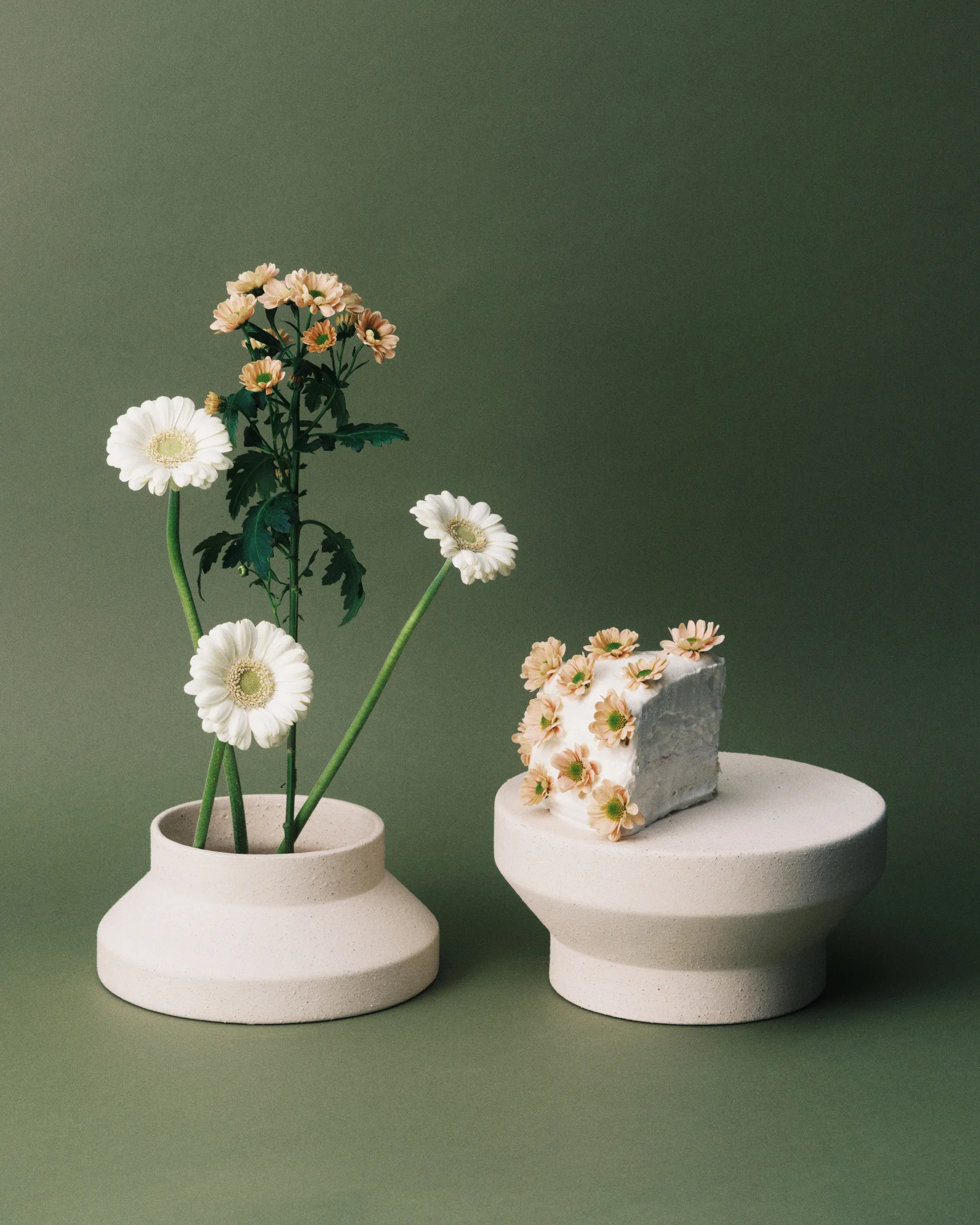 Mira vaso/prato de bolo S, Bege Serax