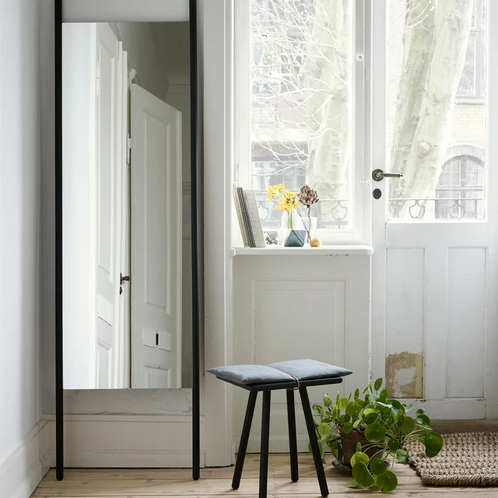 Georg assento baixo, Linho, carvalho não tratado, incl. almofada em linho Skagerak