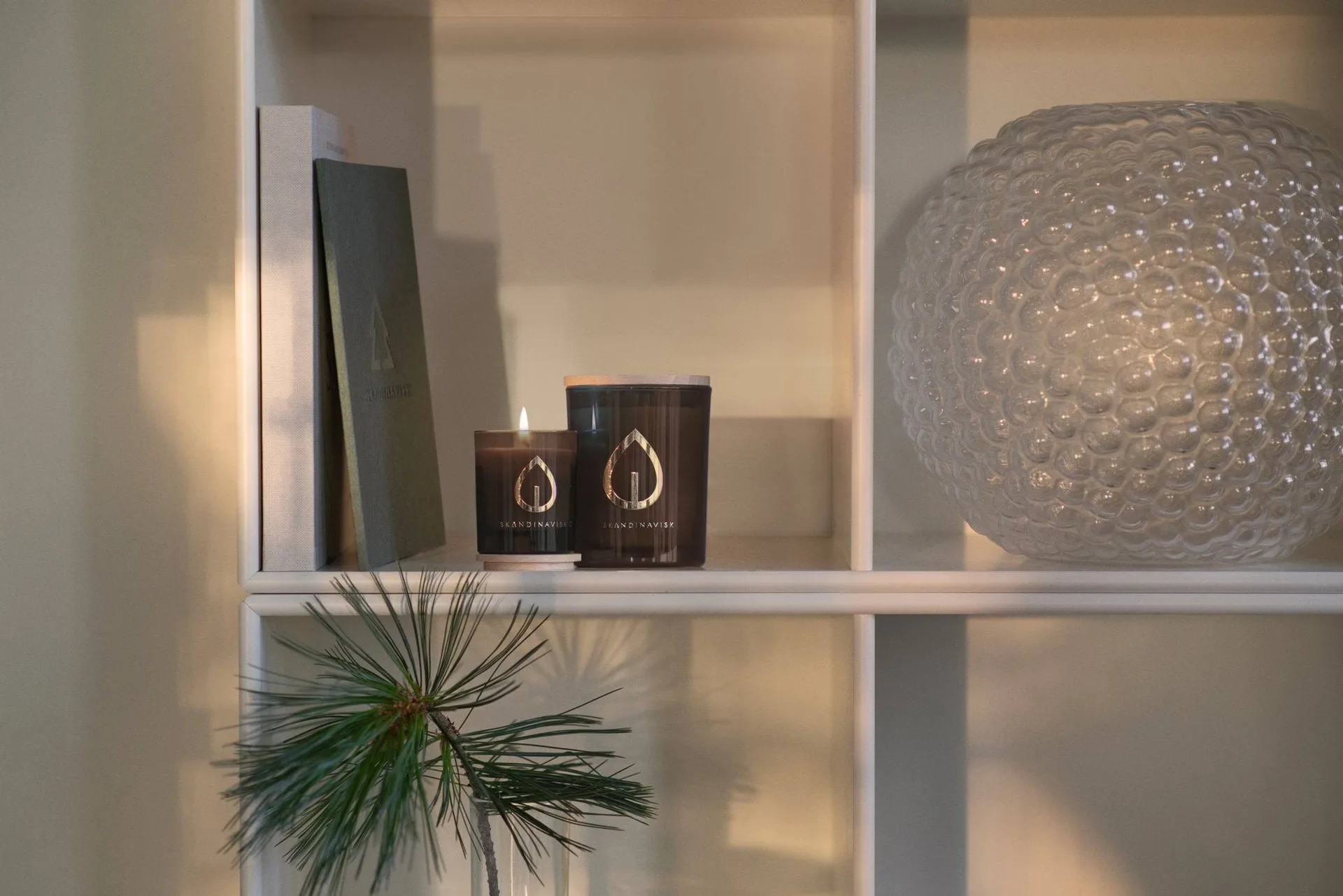 Hygge Gold Symbol vela perfumada, 65 g Skandinavisk