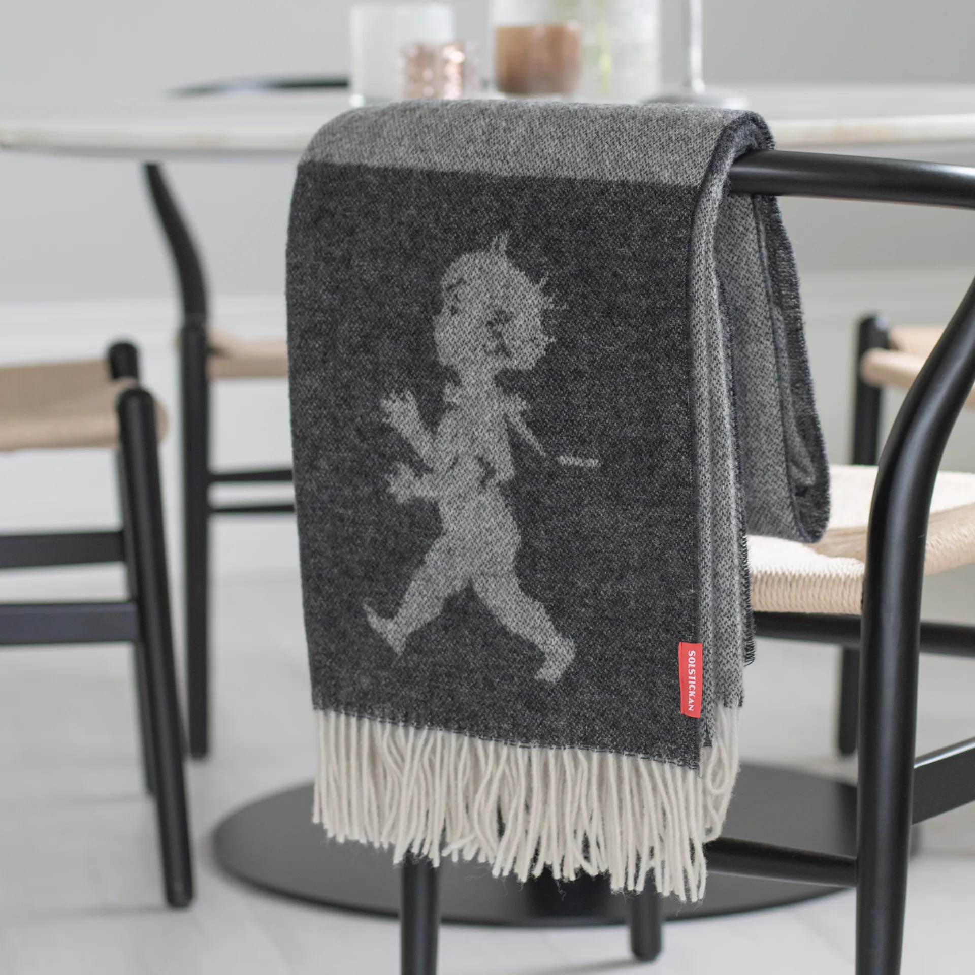 Manta marinoull 130x170 cm Solstickan , cinzento antracite Solstickan Design