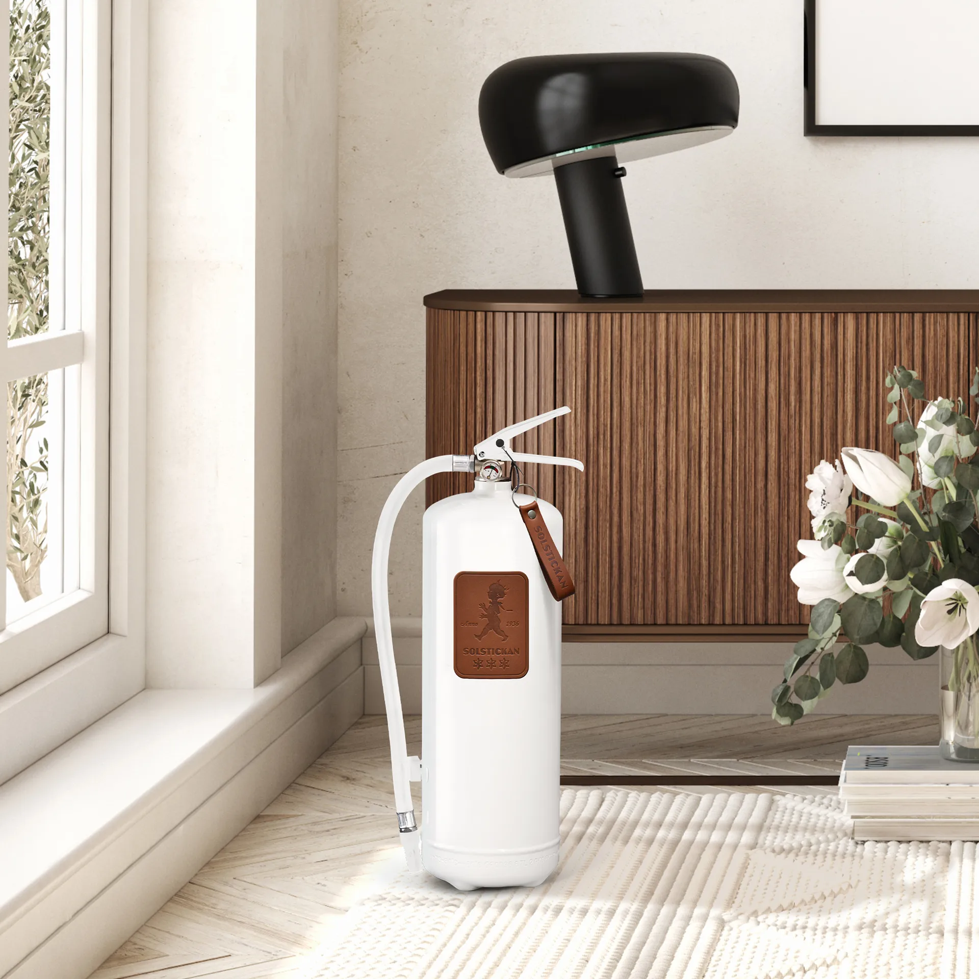 Solstickan extintor de incêndio 6 kg, Branco-couro marrom escuro Solstickan Design